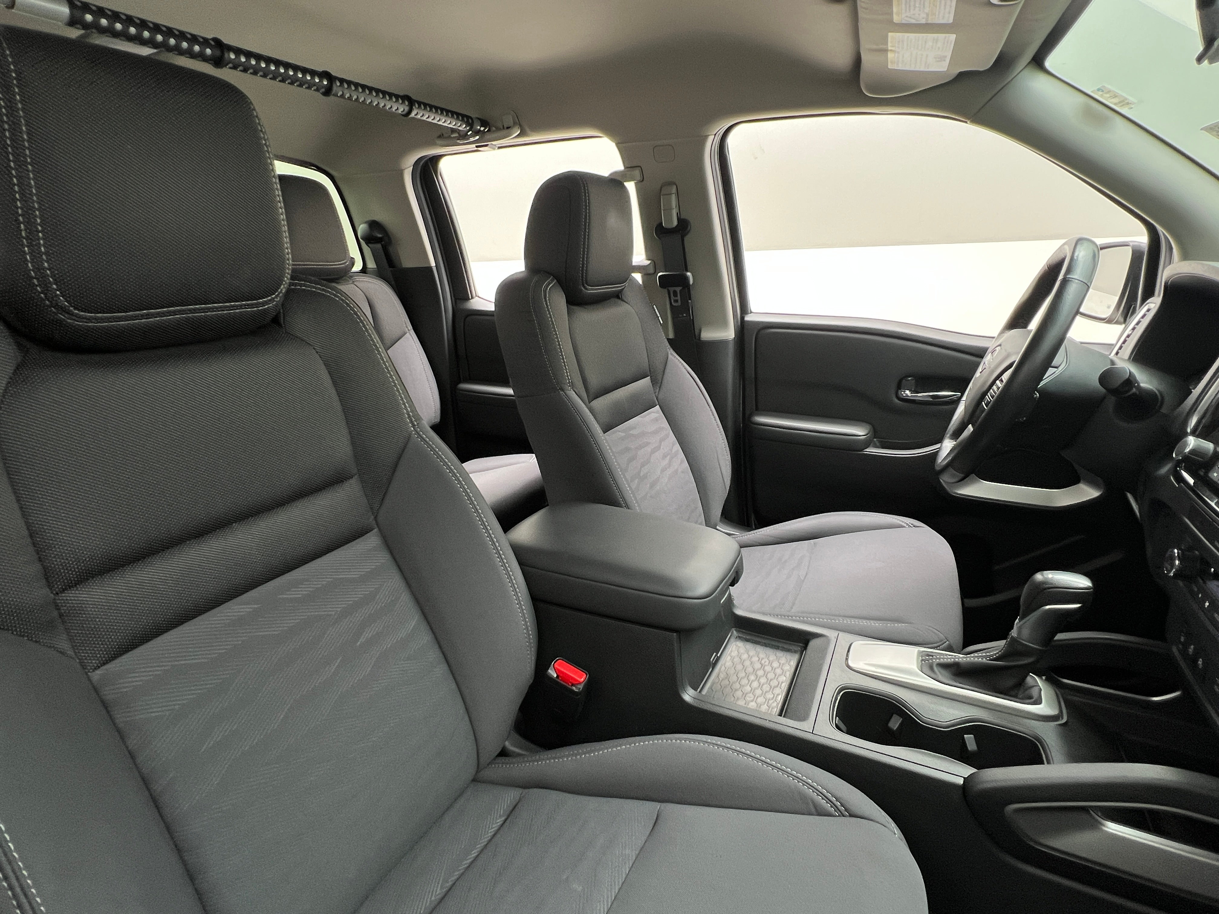 2023 Nissan Frontier SV 2
