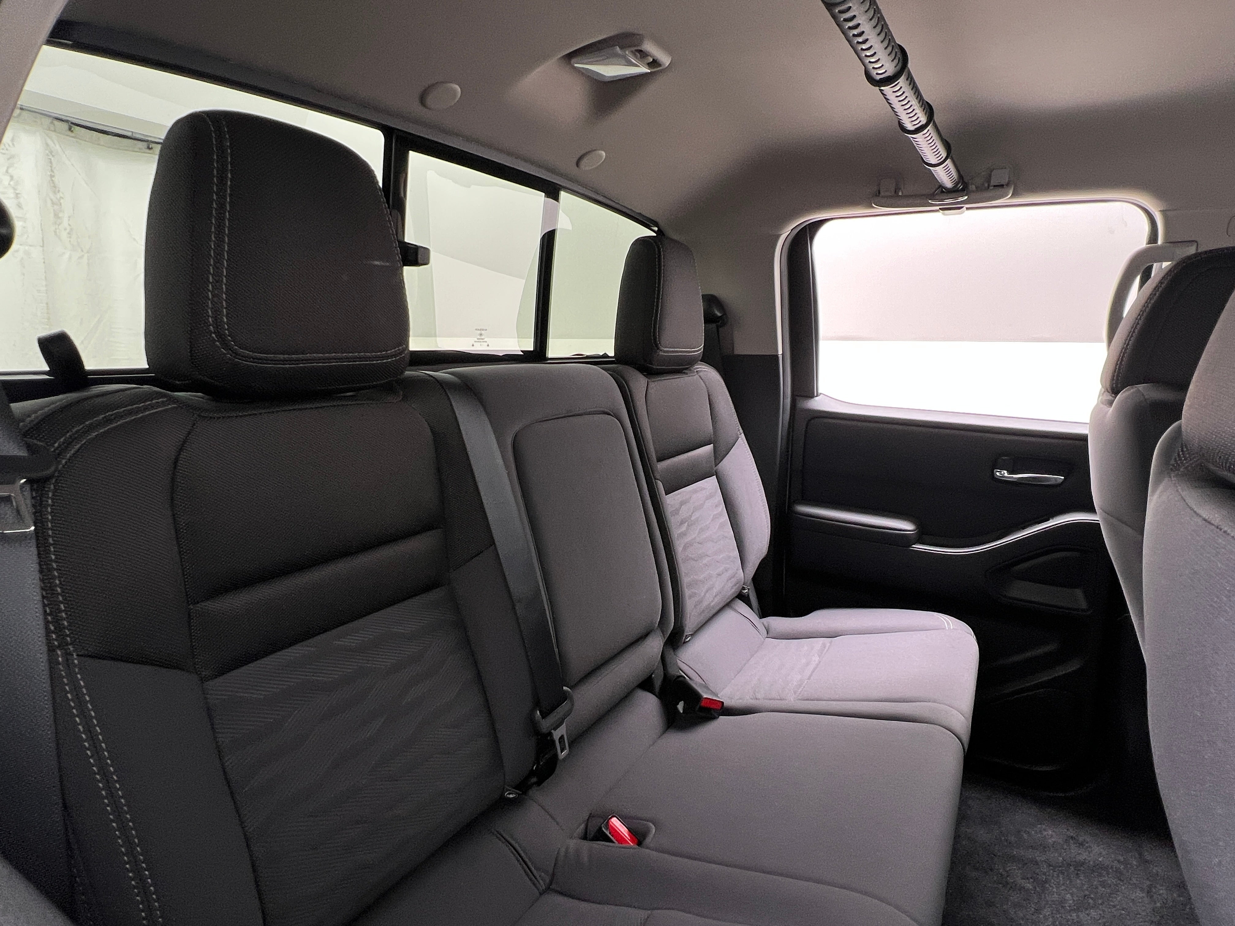 2023 Nissan Frontier SV 6