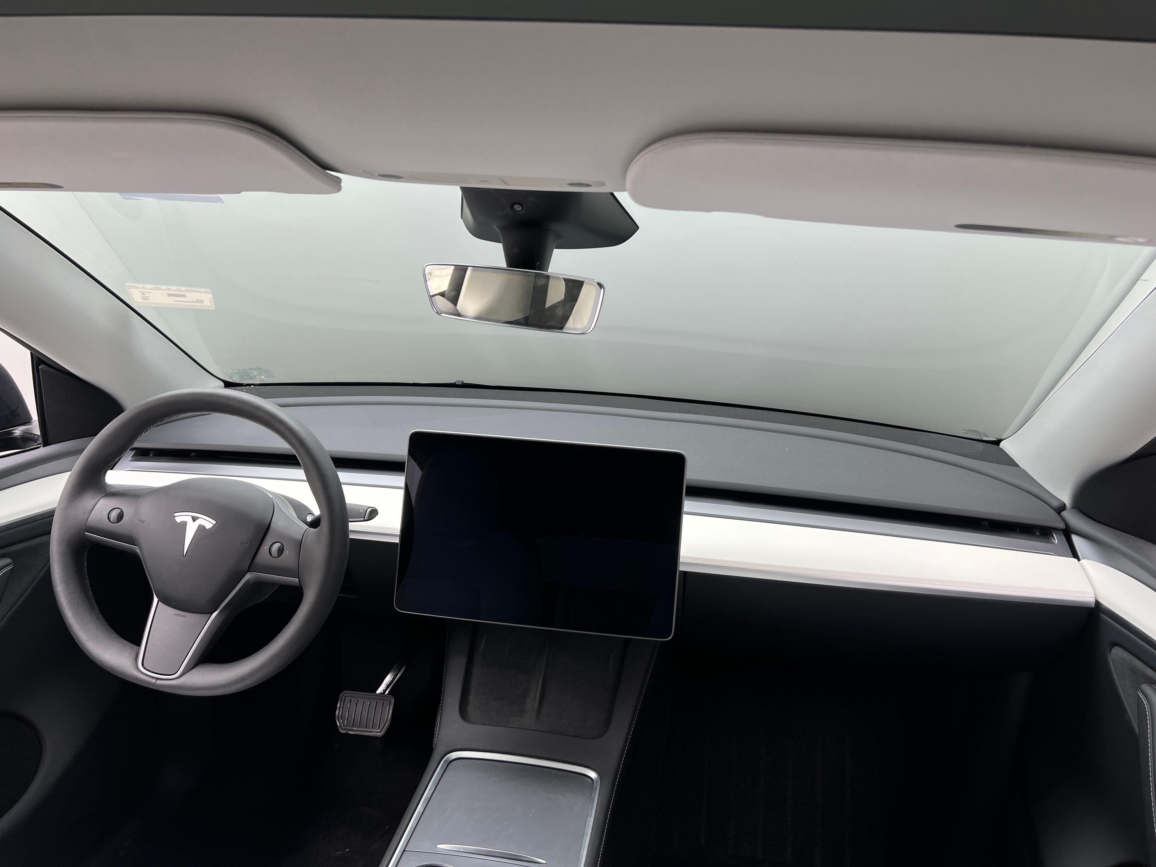 2024 Tesla Model Y Long Range 2