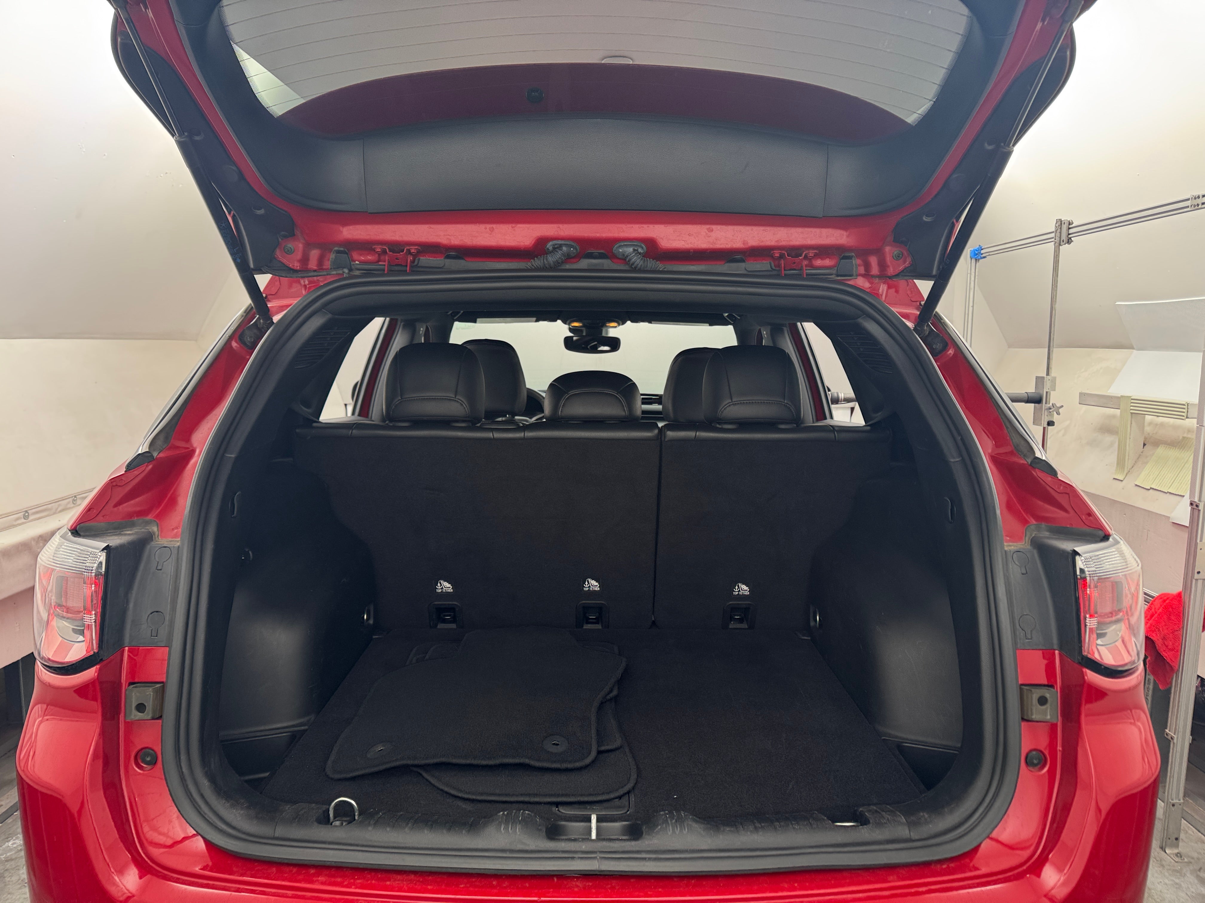 2023 Jeep Compass Red Edition 6
