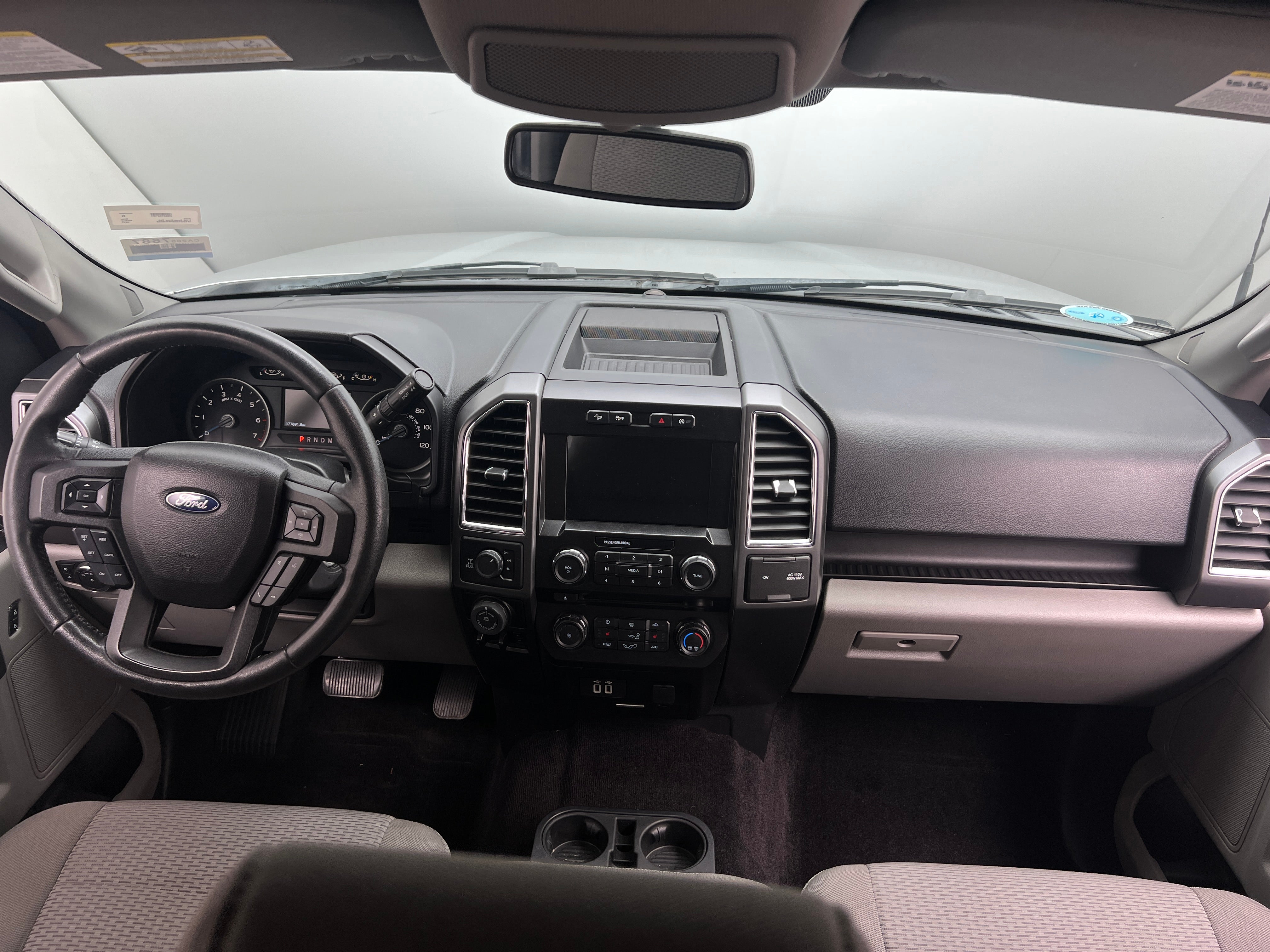 2017 Ford Econoline E-150 3