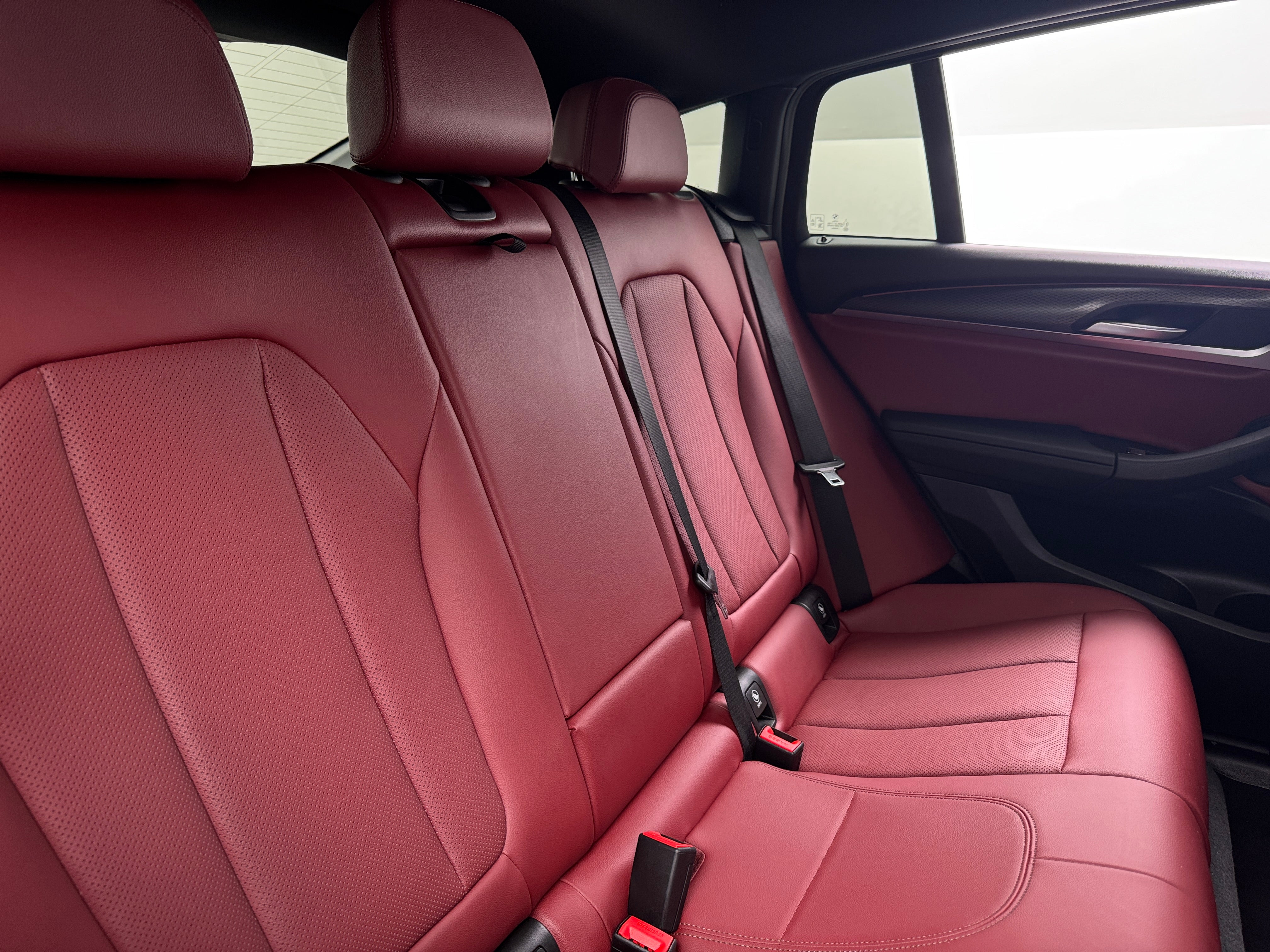 2023 BMW X4 xDrive30i 5