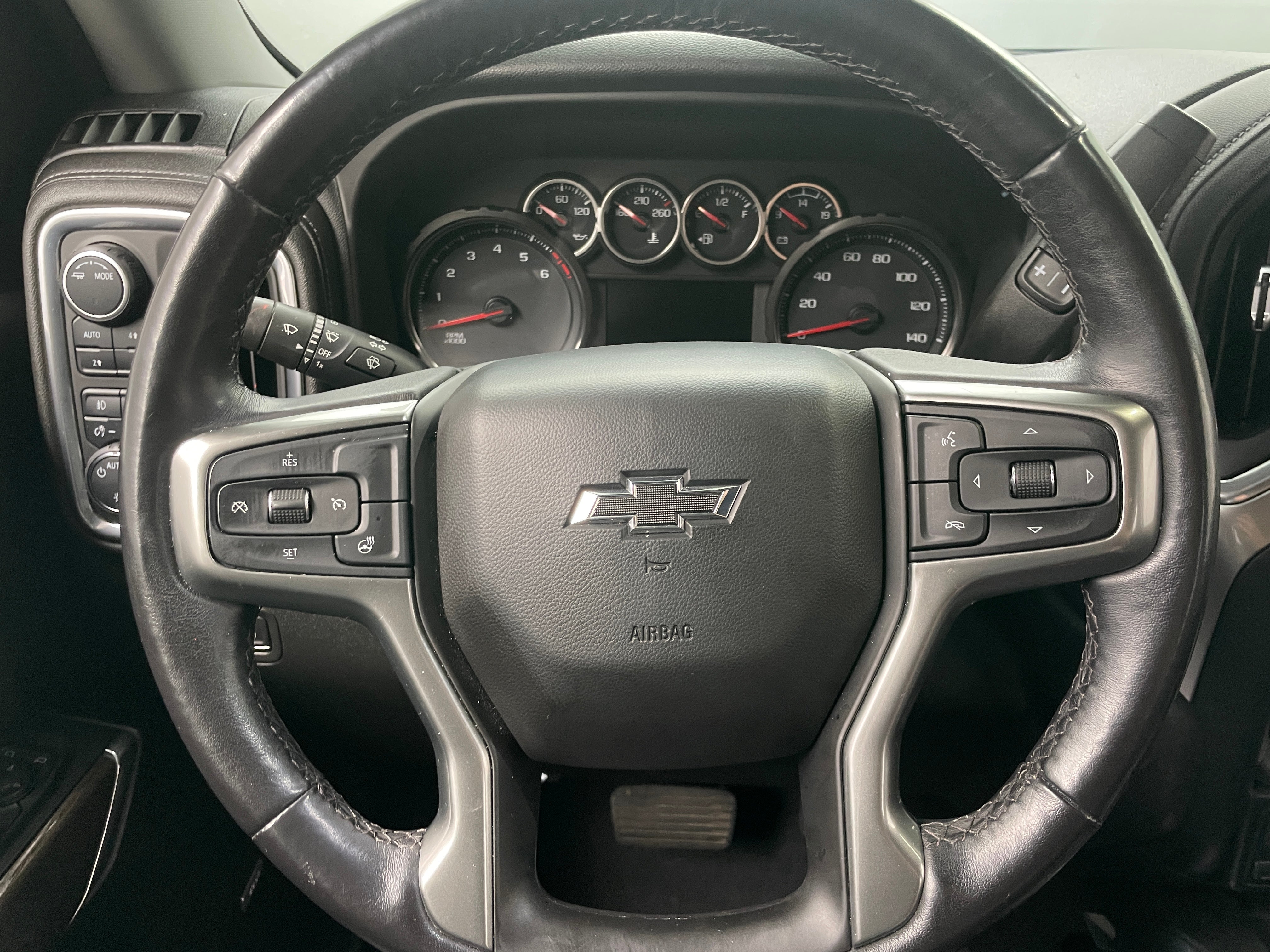 2022 Chevrolet Silverado 1500 Limited LT Trail Boss 5