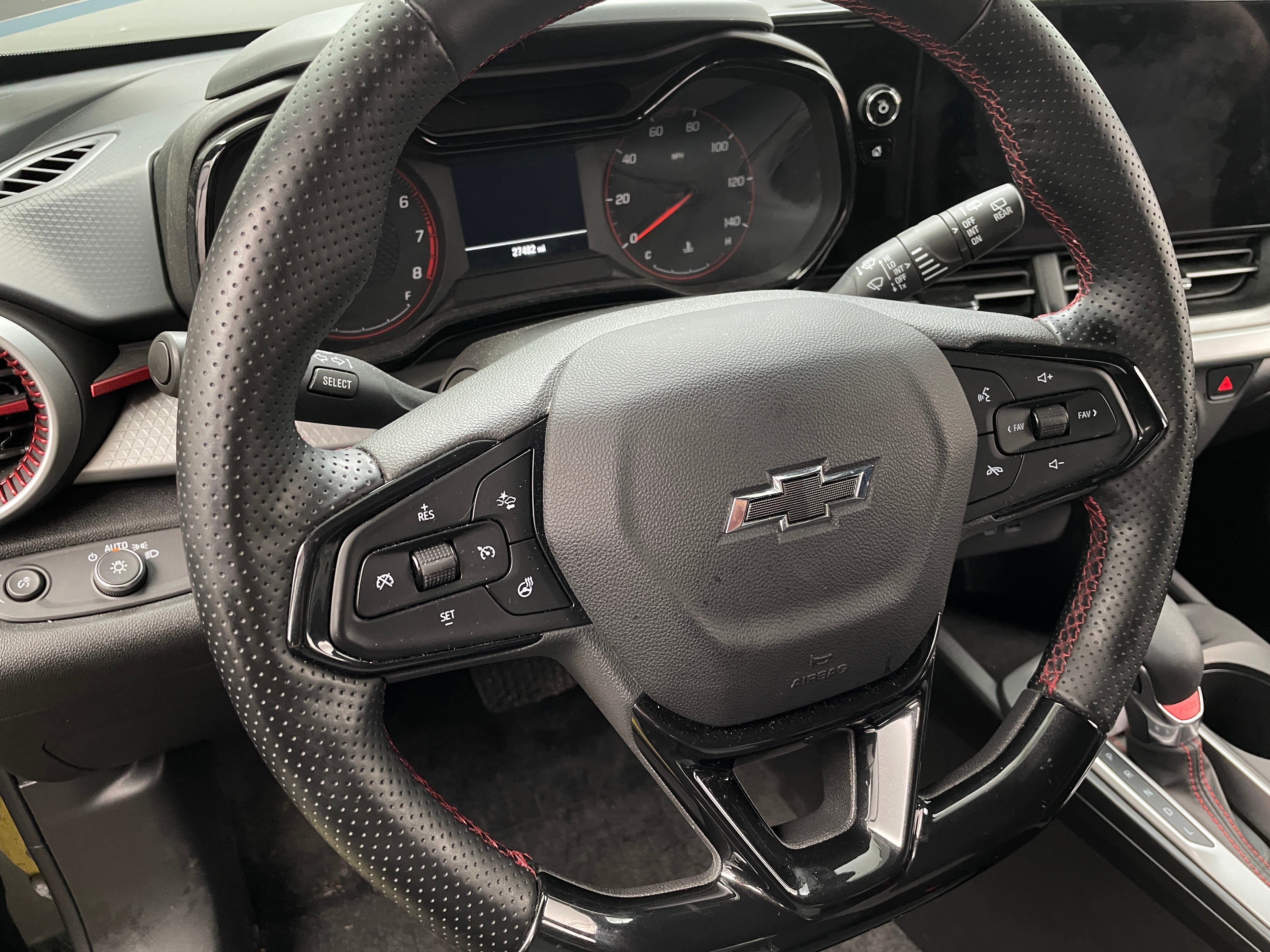 2024 Chevrolet Trax RS 5