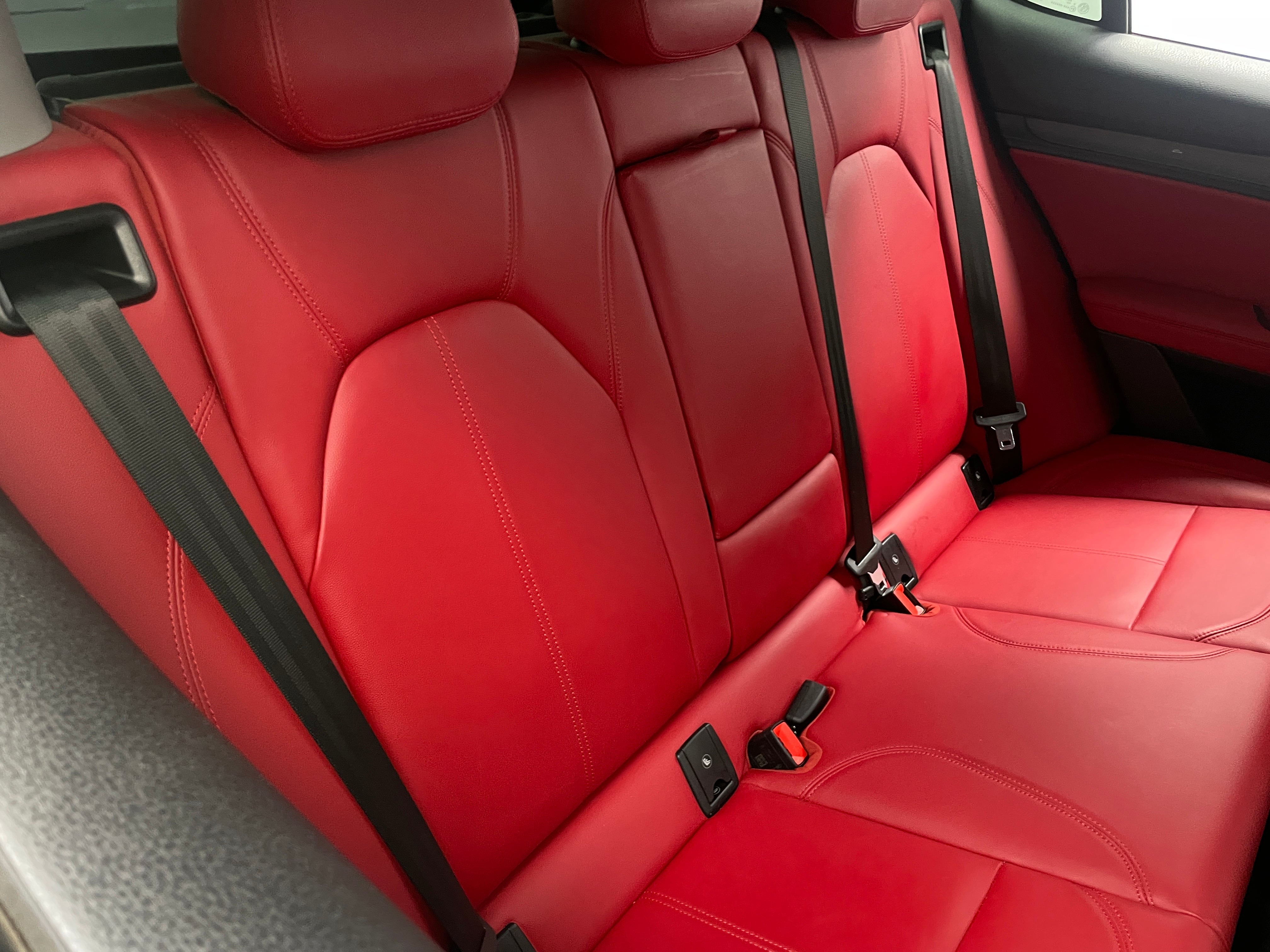 2018 Alfa Romeo Stelvio Ti 5