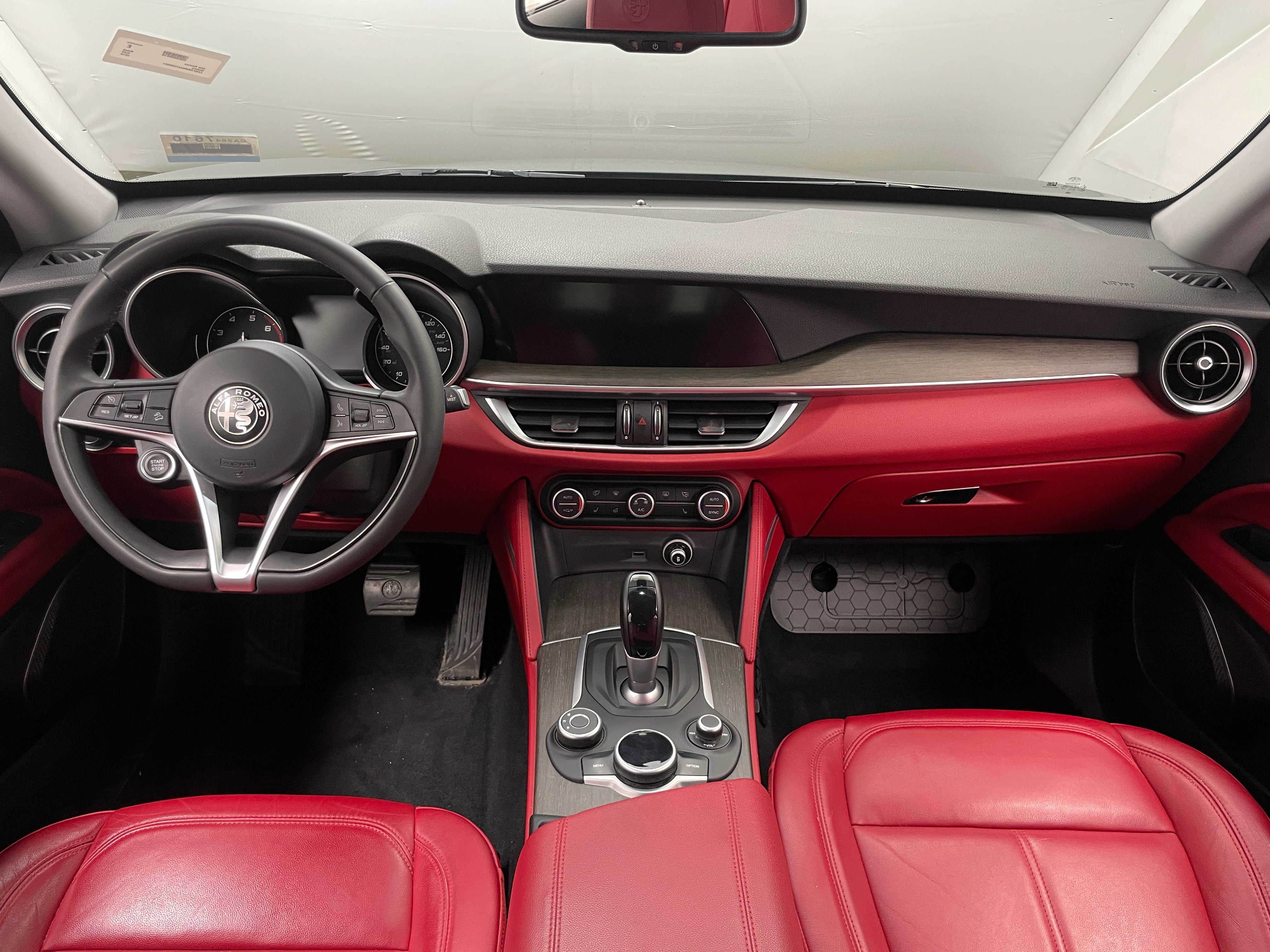 2018 Alfa Romeo Stelvio Ti 2