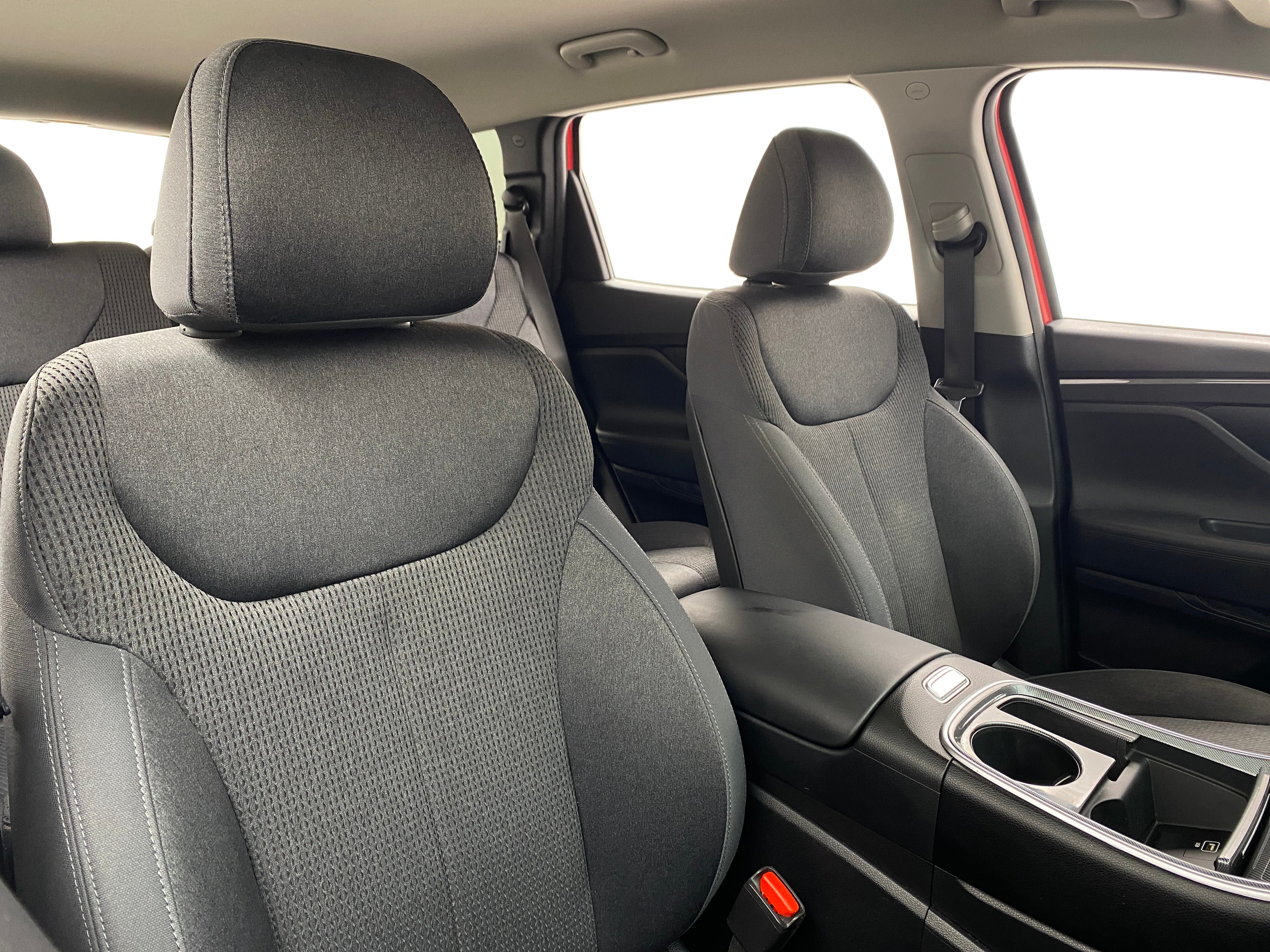 2022 Hyundai Santa Fe SE 2