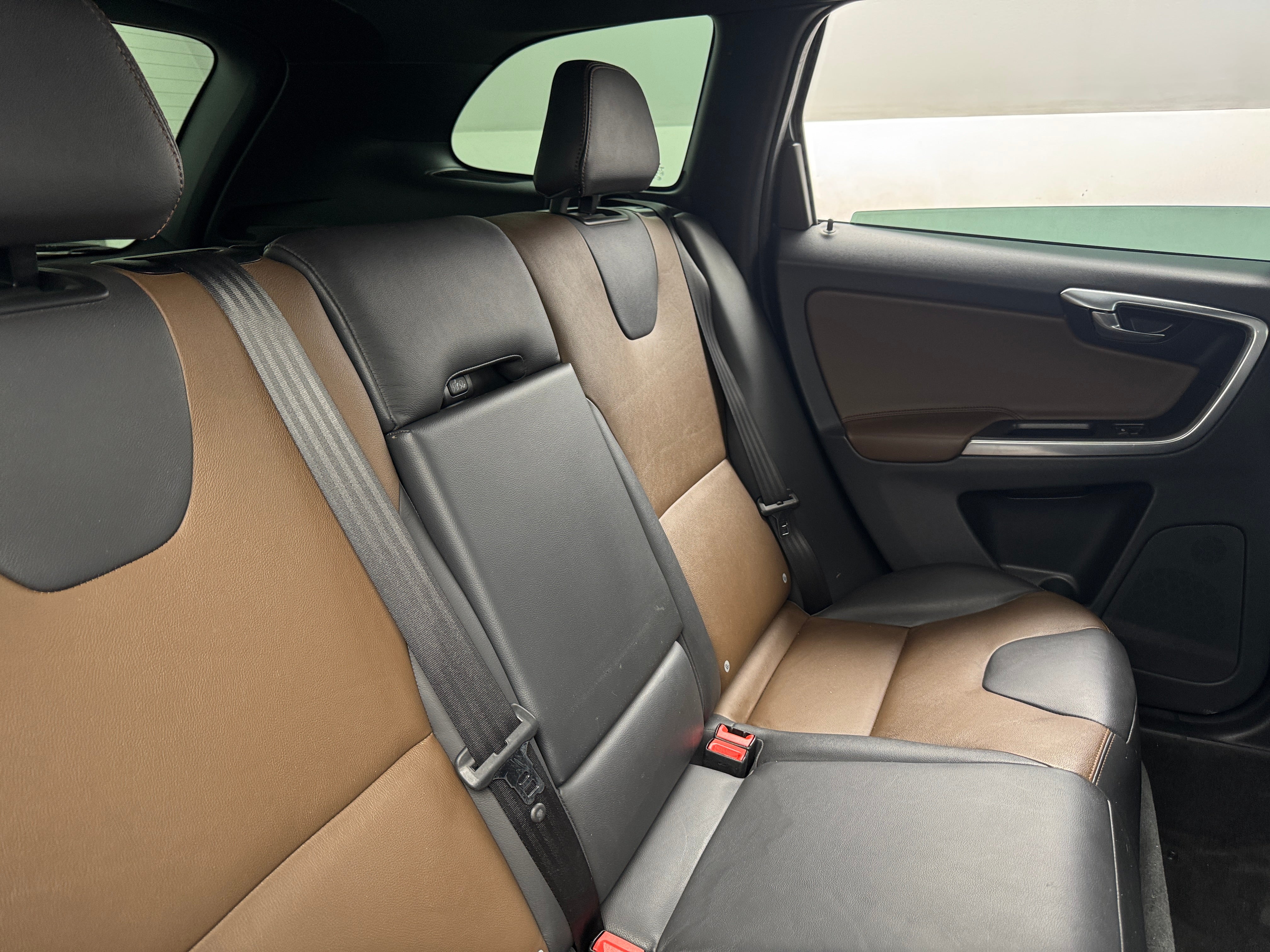 2016 Volvo XC60 T6 5