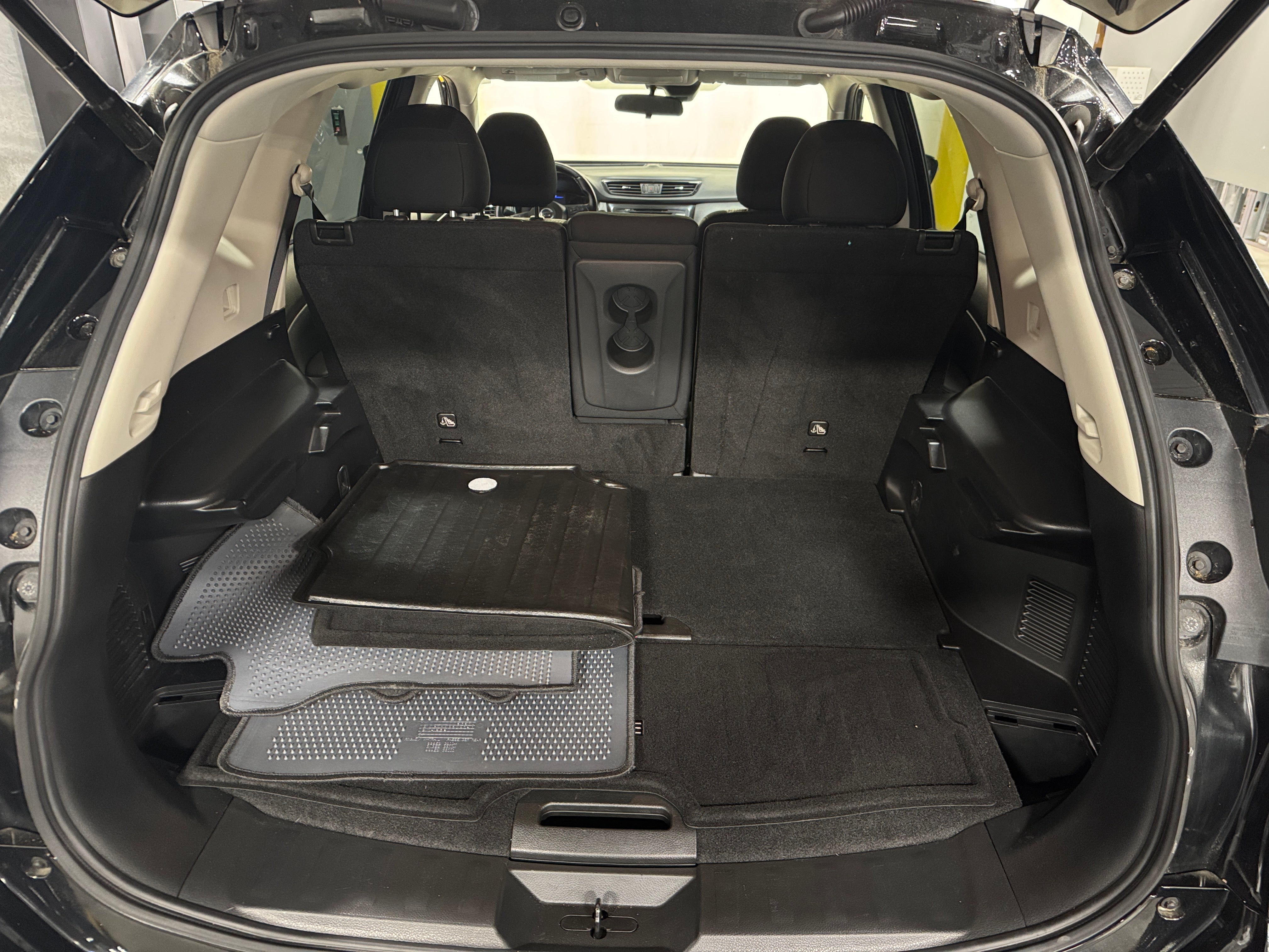 2020 Nissan Rogue SV 7