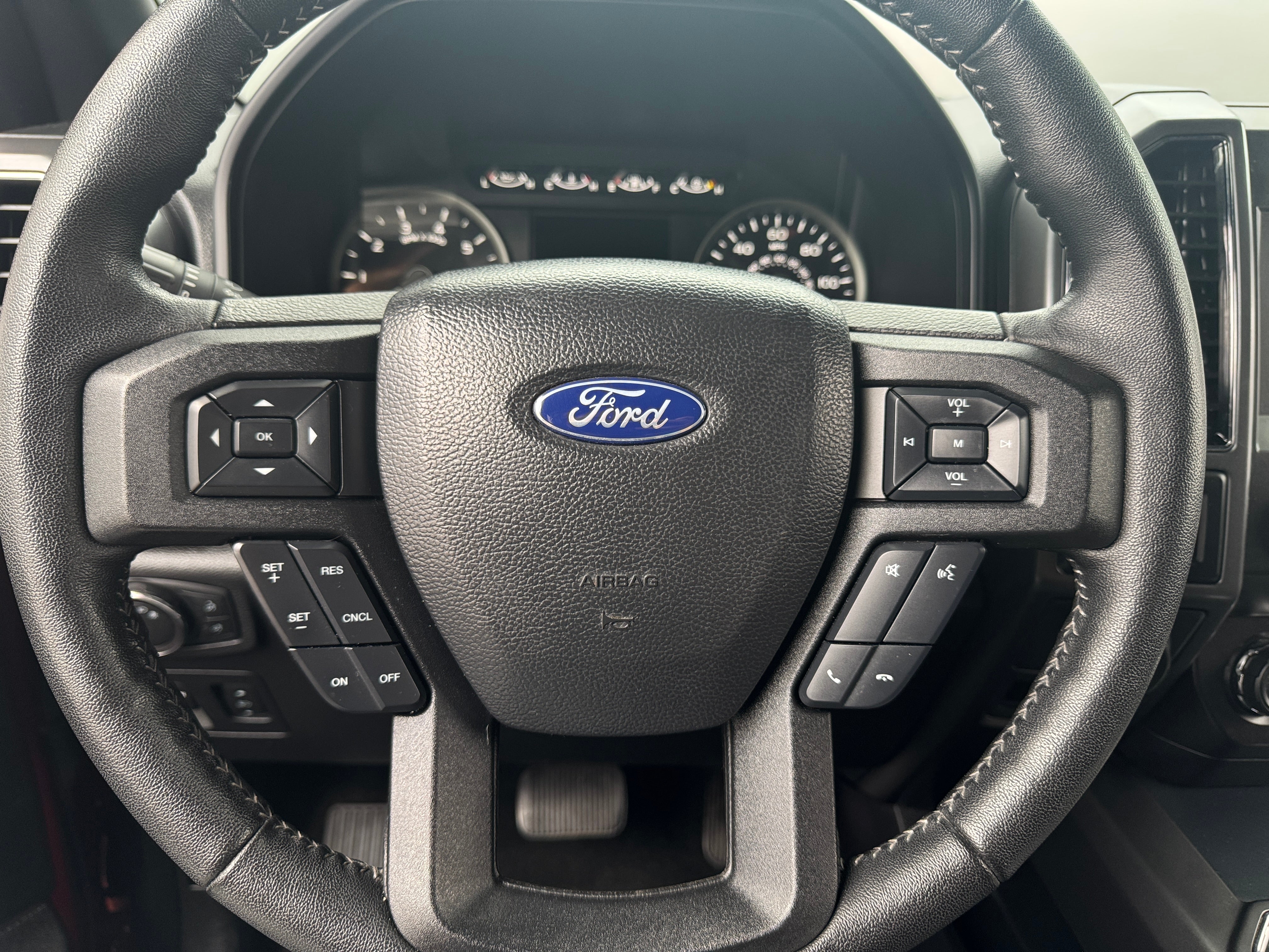 2019 Ford Econoline E-150 5