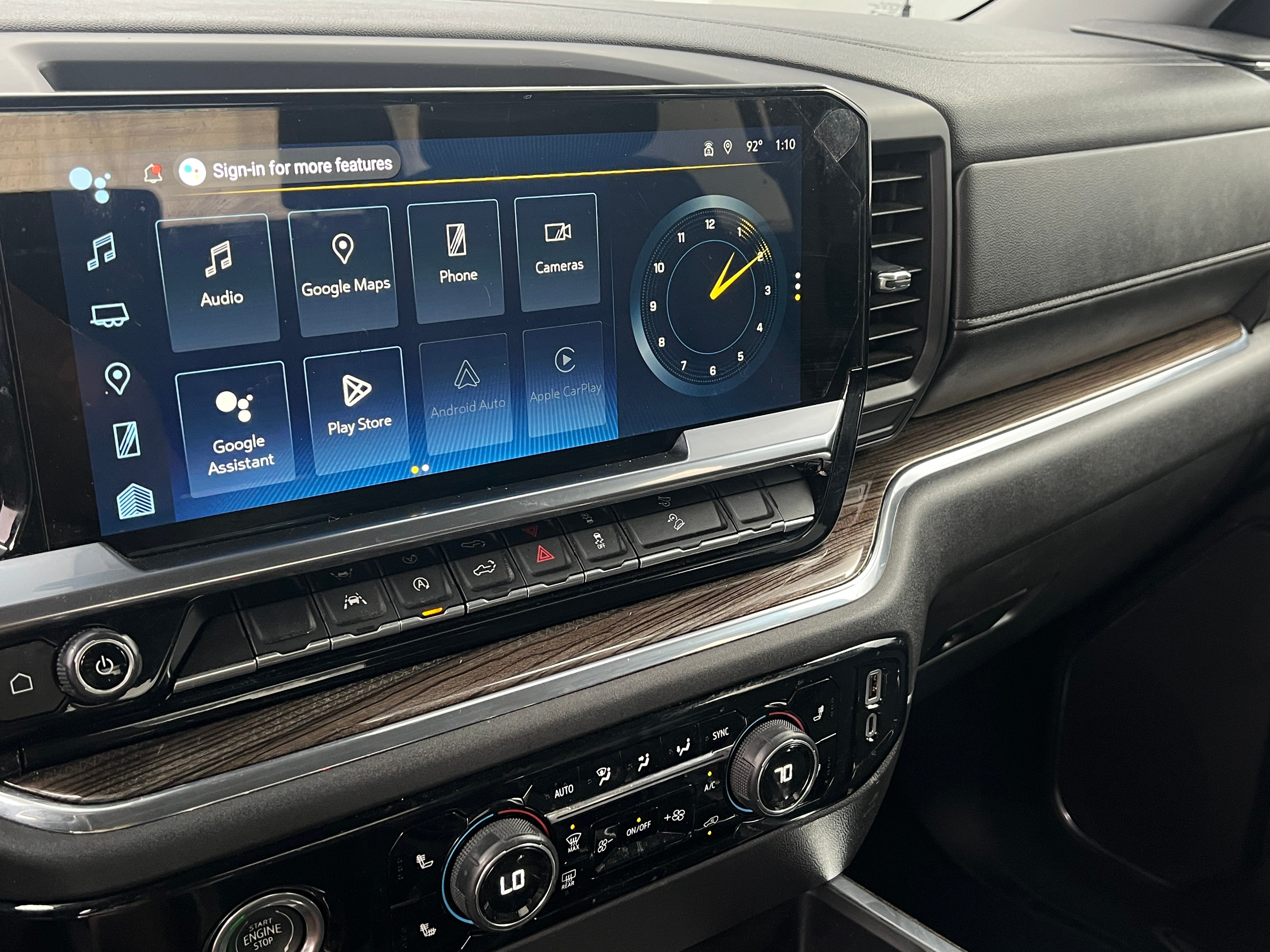 2023 Chevrolet Silverado 1500  4