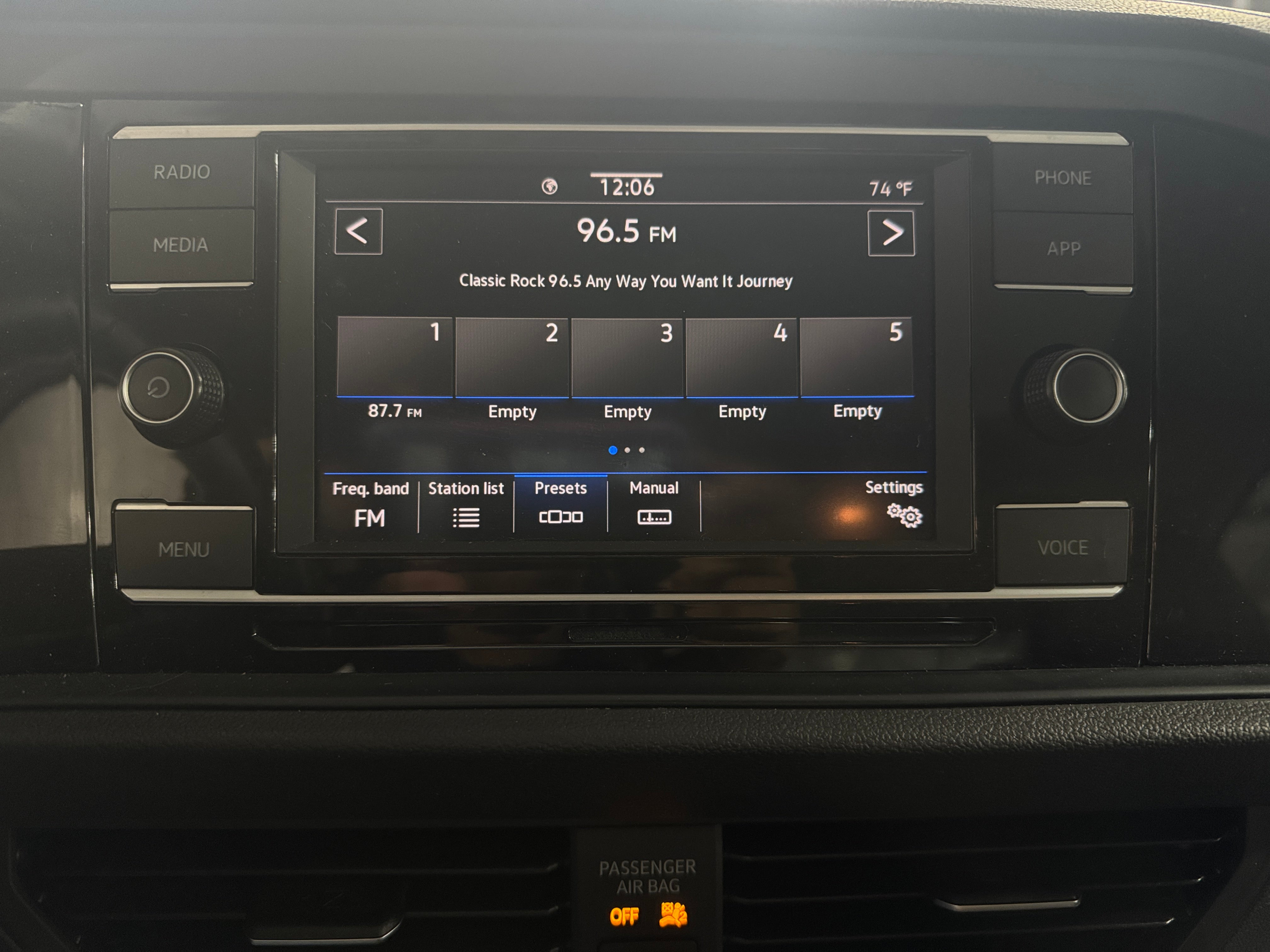 2021 Volkswagen Jetta SE 3