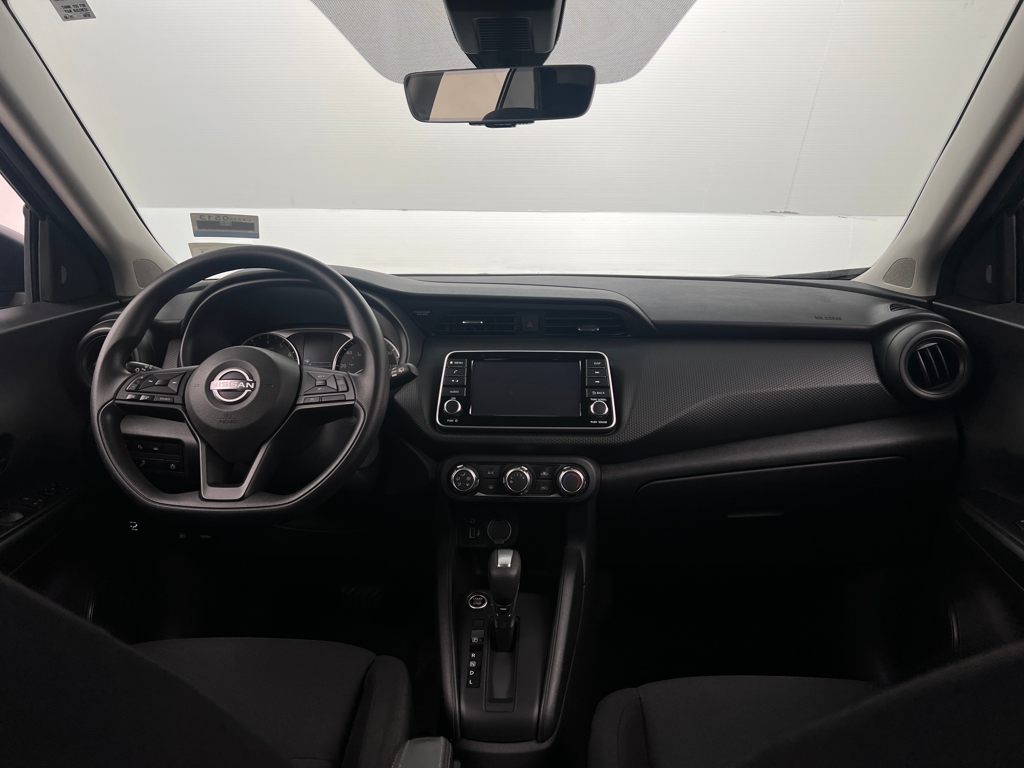 2023 Nissan Kicks S 3