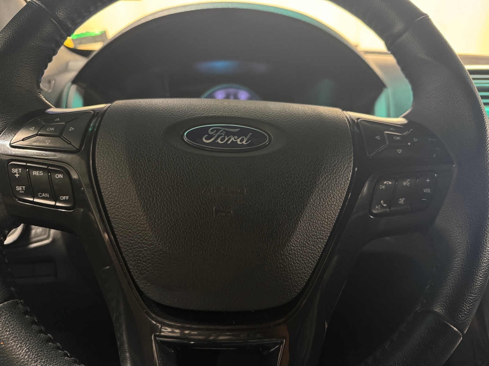 Thumbnail: 2018 Ford Explorer - 4