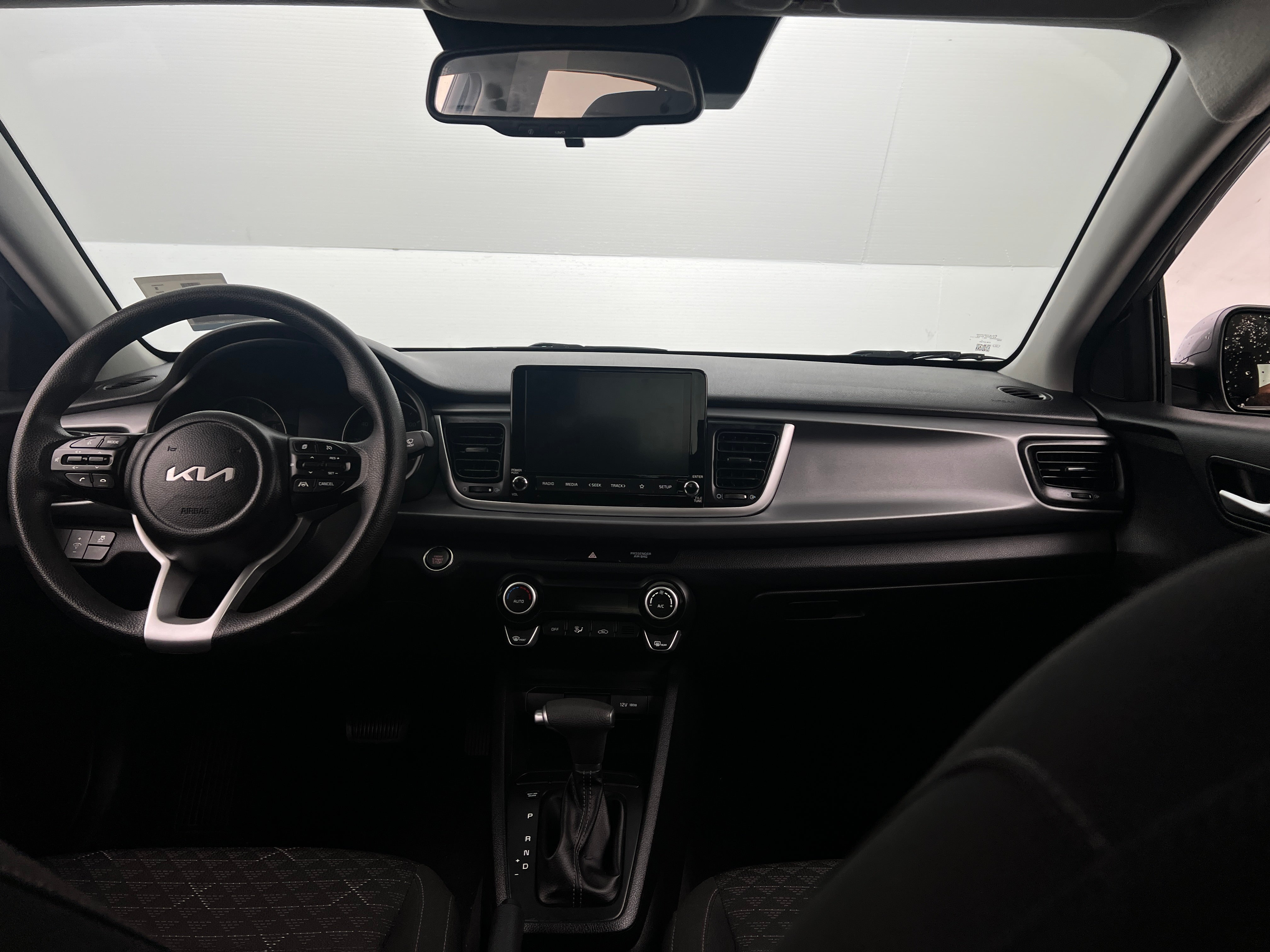 2023 Kia Rio S 3
