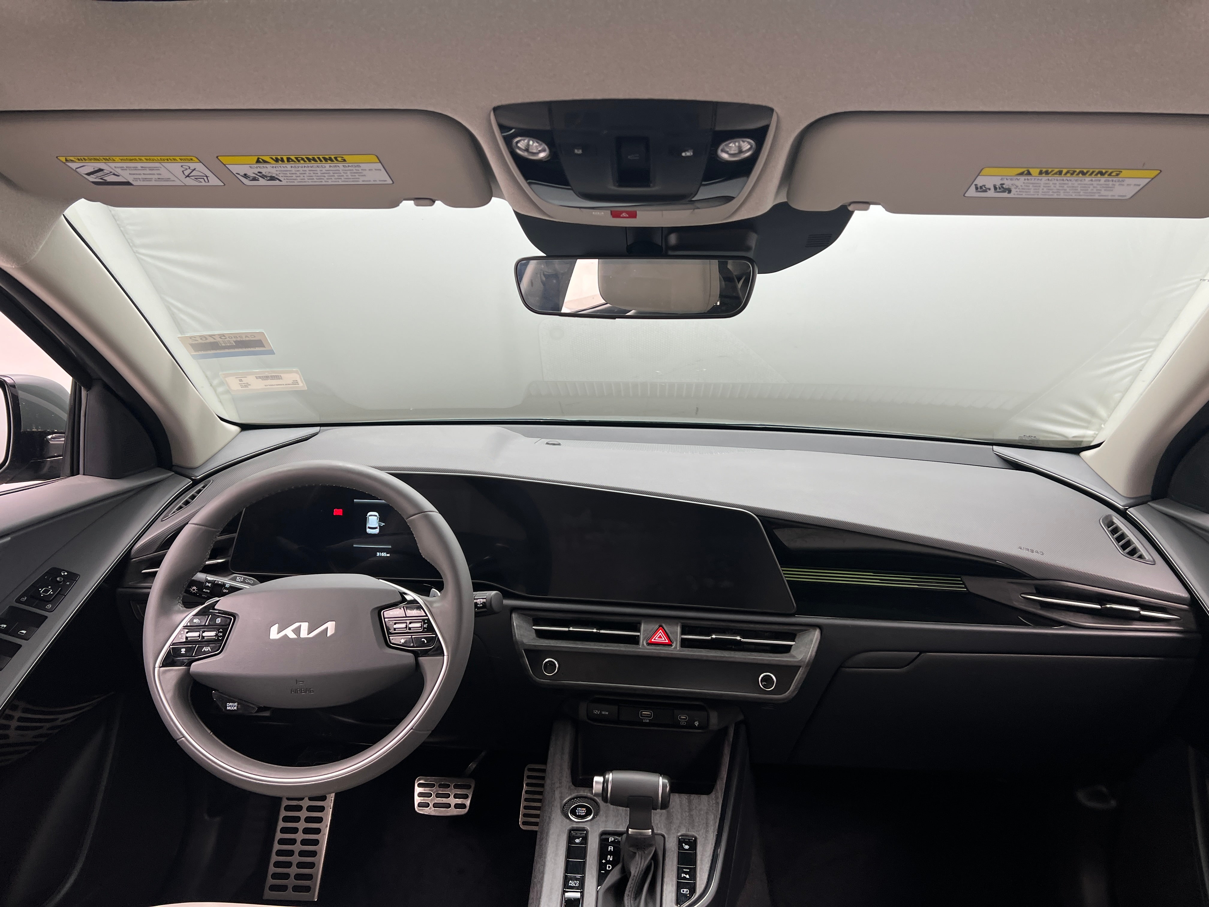 2024 Kia Niro EX Touring 2