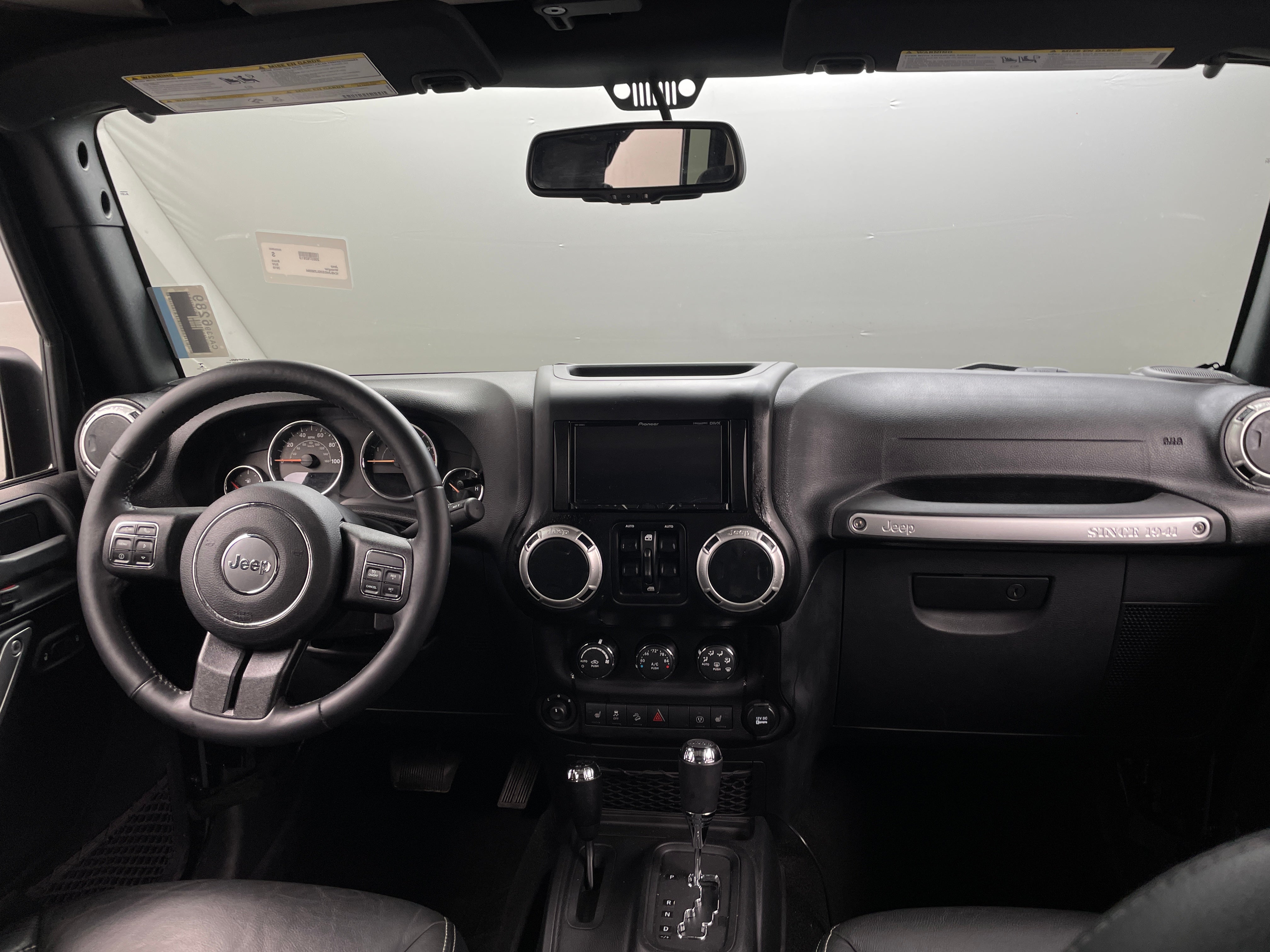 2016 Jeep Wrangler Unlimited Sahara 2