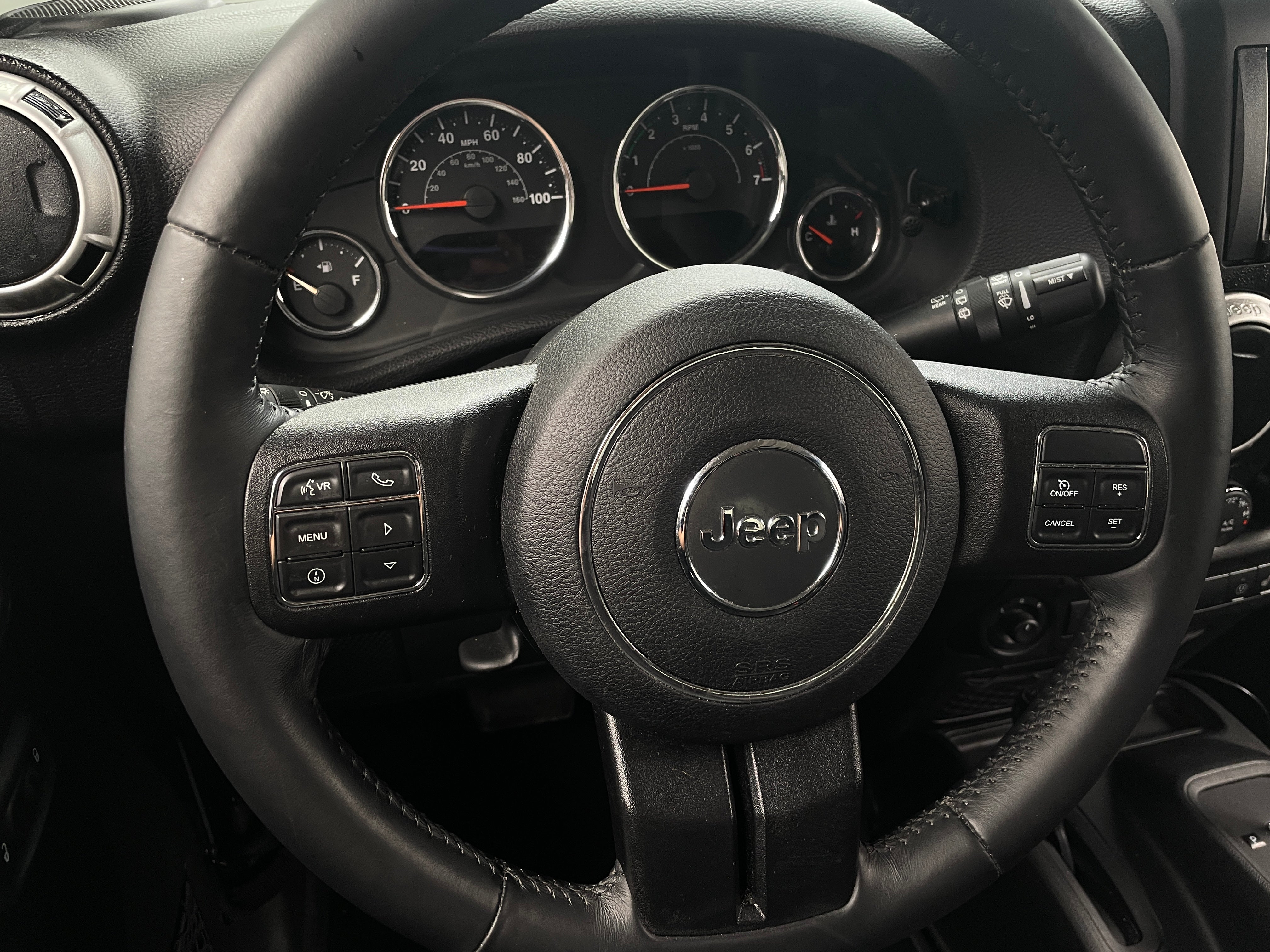 2016 Jeep Wrangler Unlimited Sahara 4