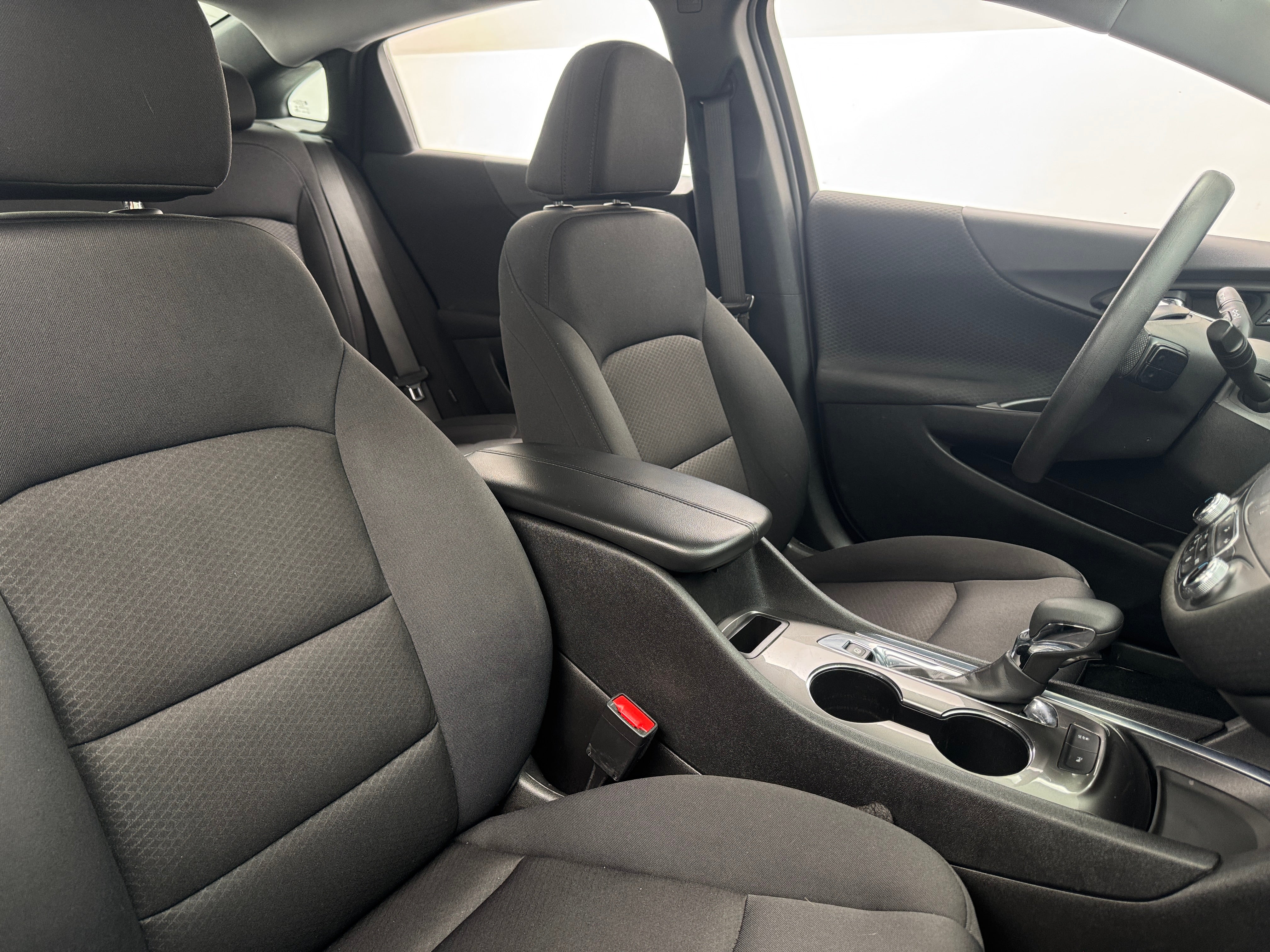 2023 Chevrolet Malibu LT 2