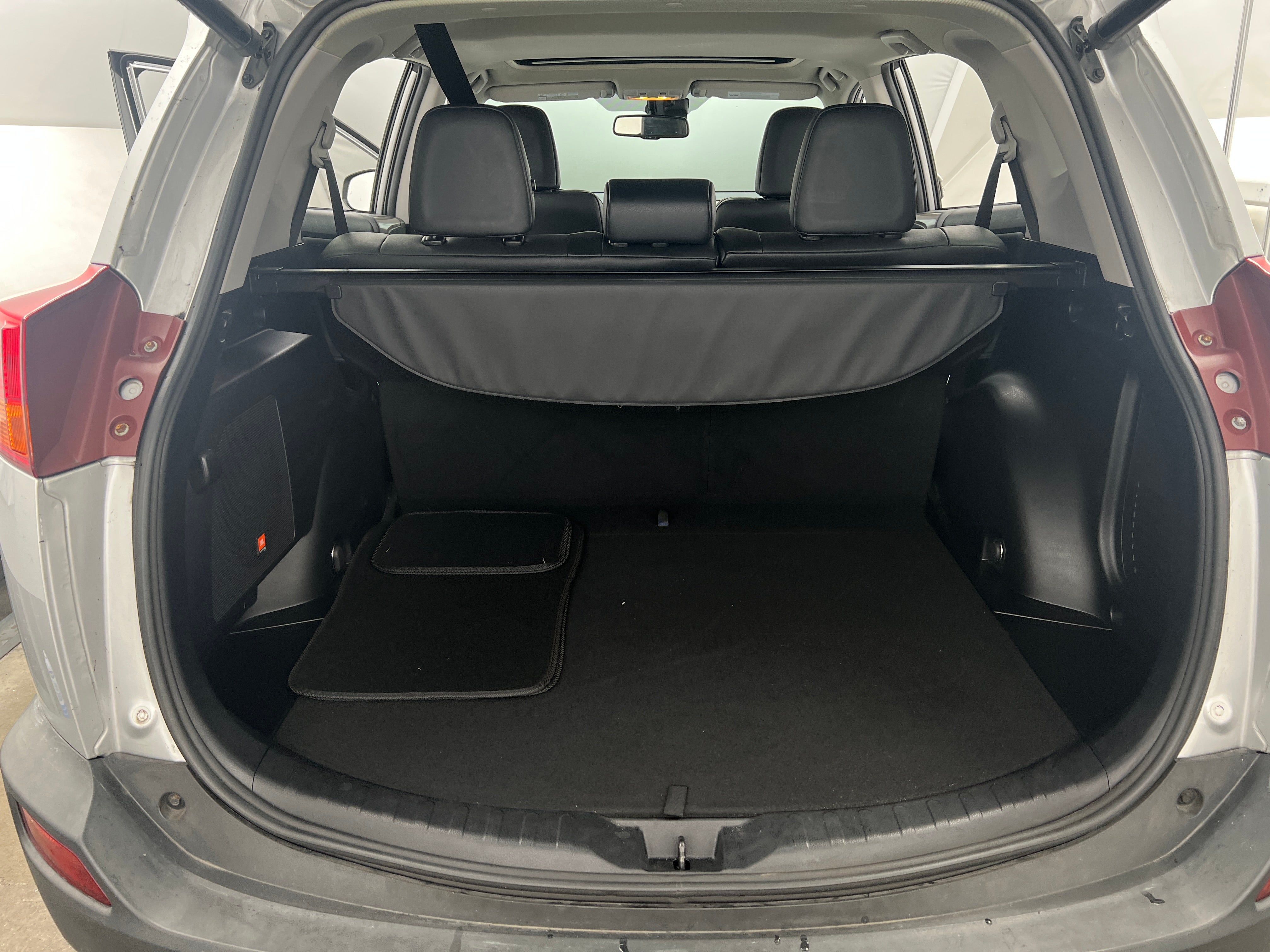 2015 Toyota RAV4 Limited 6