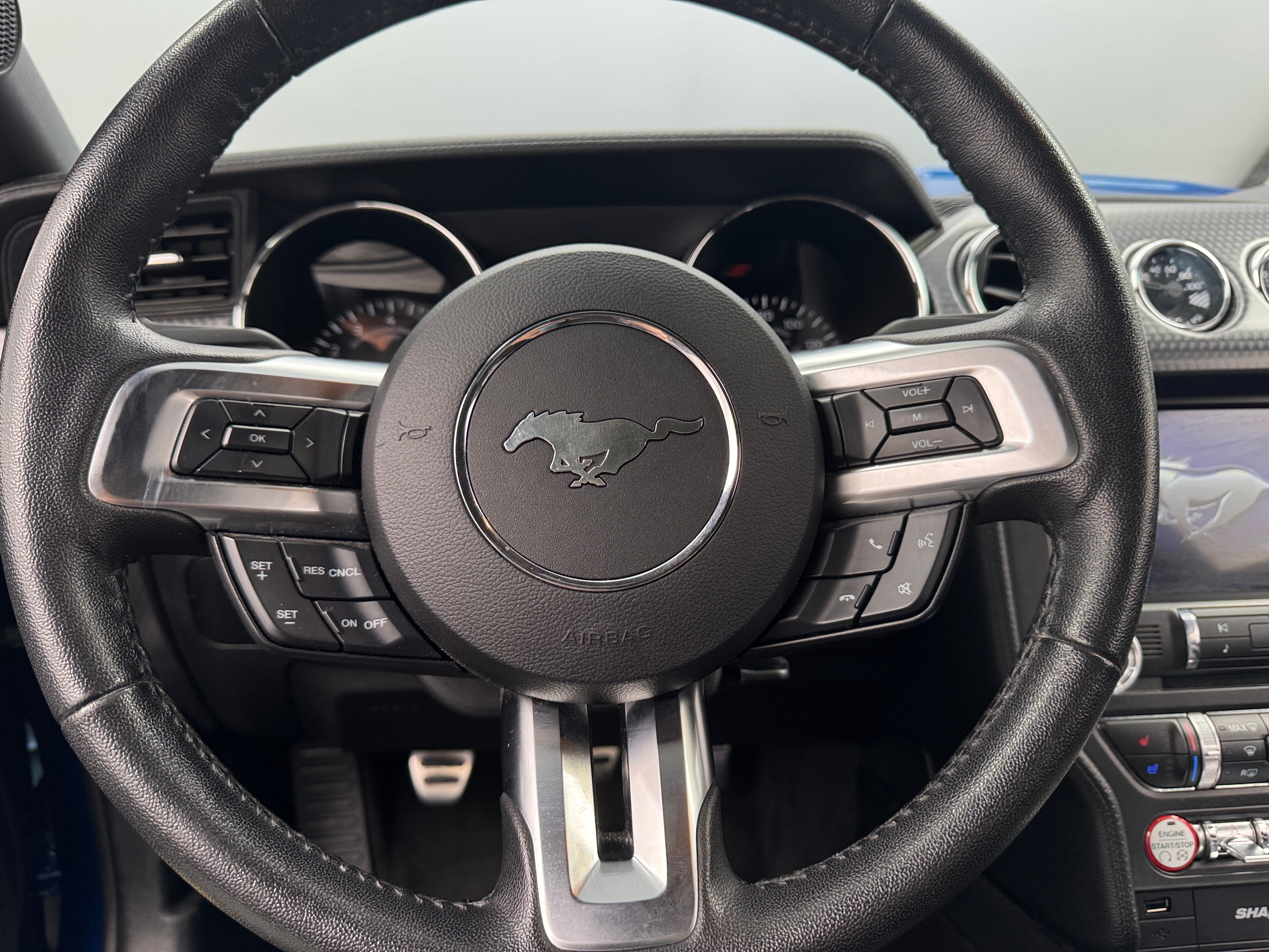 2017 Ford Mustang GT Premium 3
