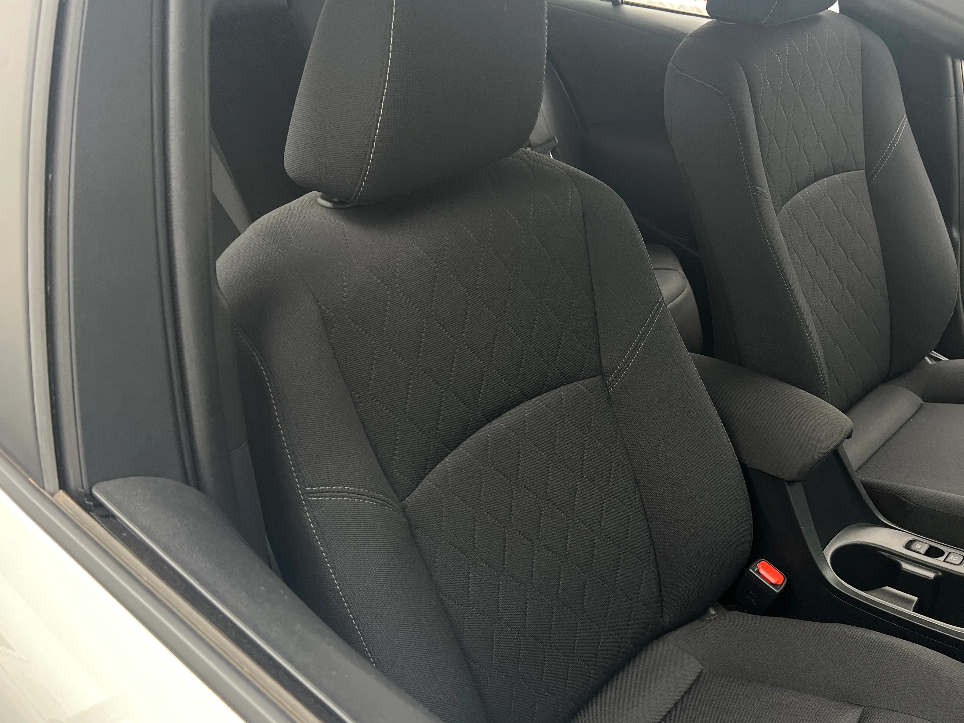 2023 Toyota Corolla LE 2