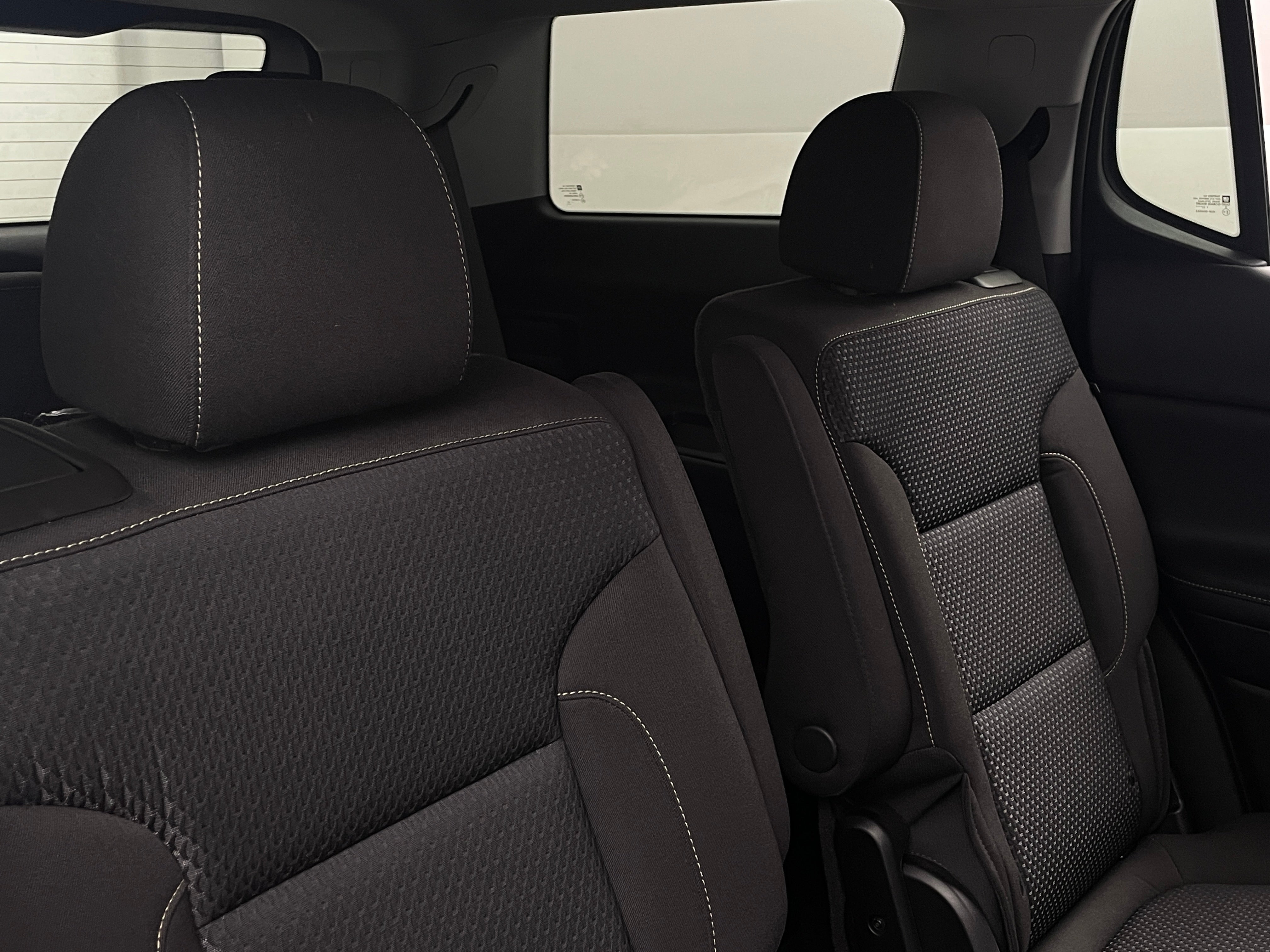 2023 GMC Acadia SLE 6
