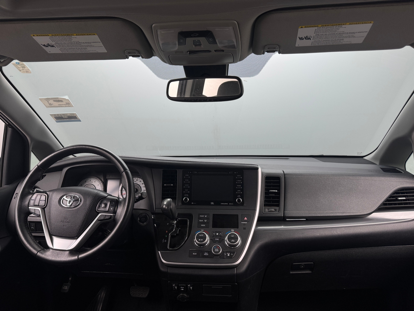 Thumbnail: 2020 Toyota Sienna - 2