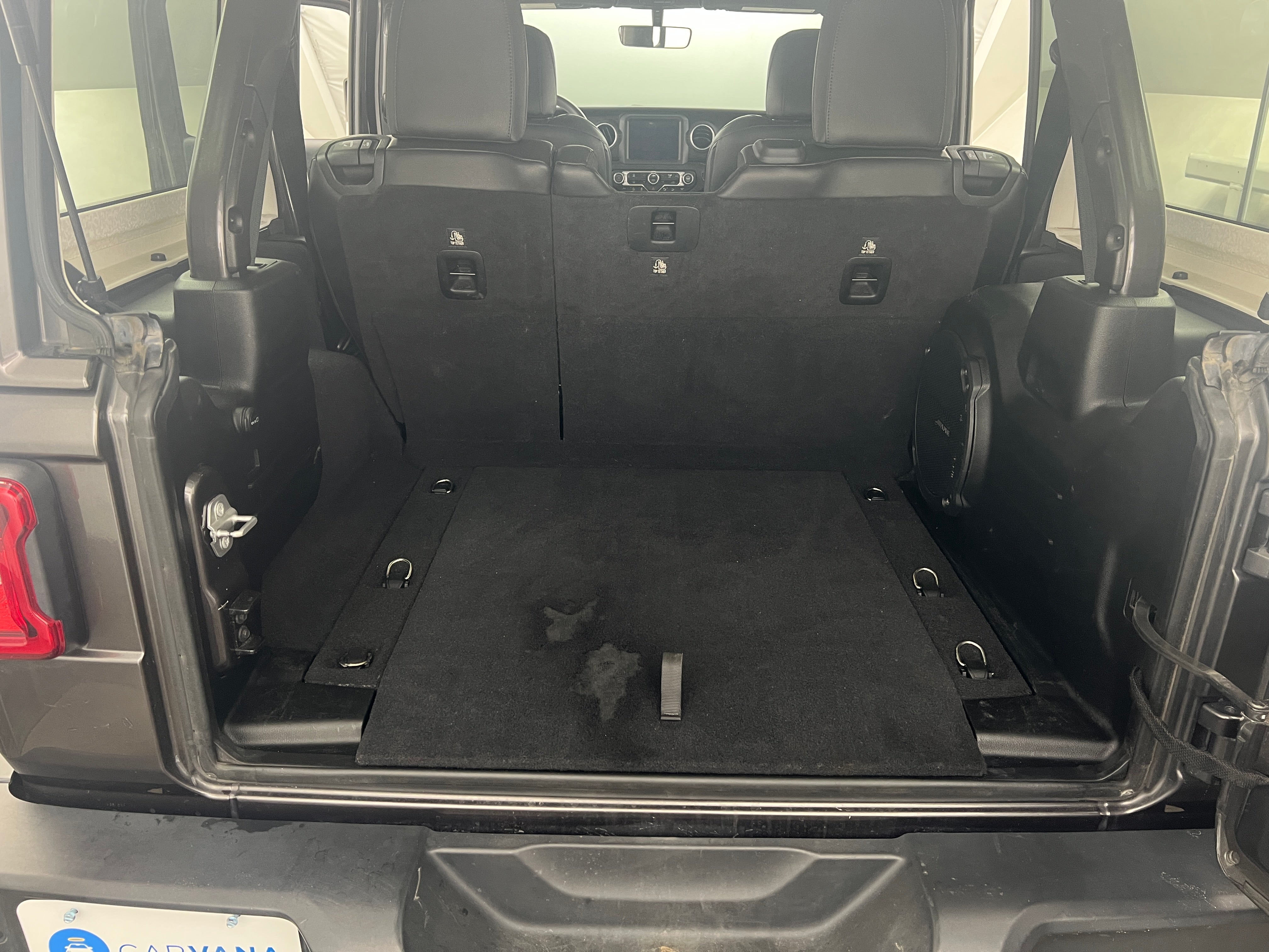 2018 Jeep Wrangler Unlimited Sahara 6