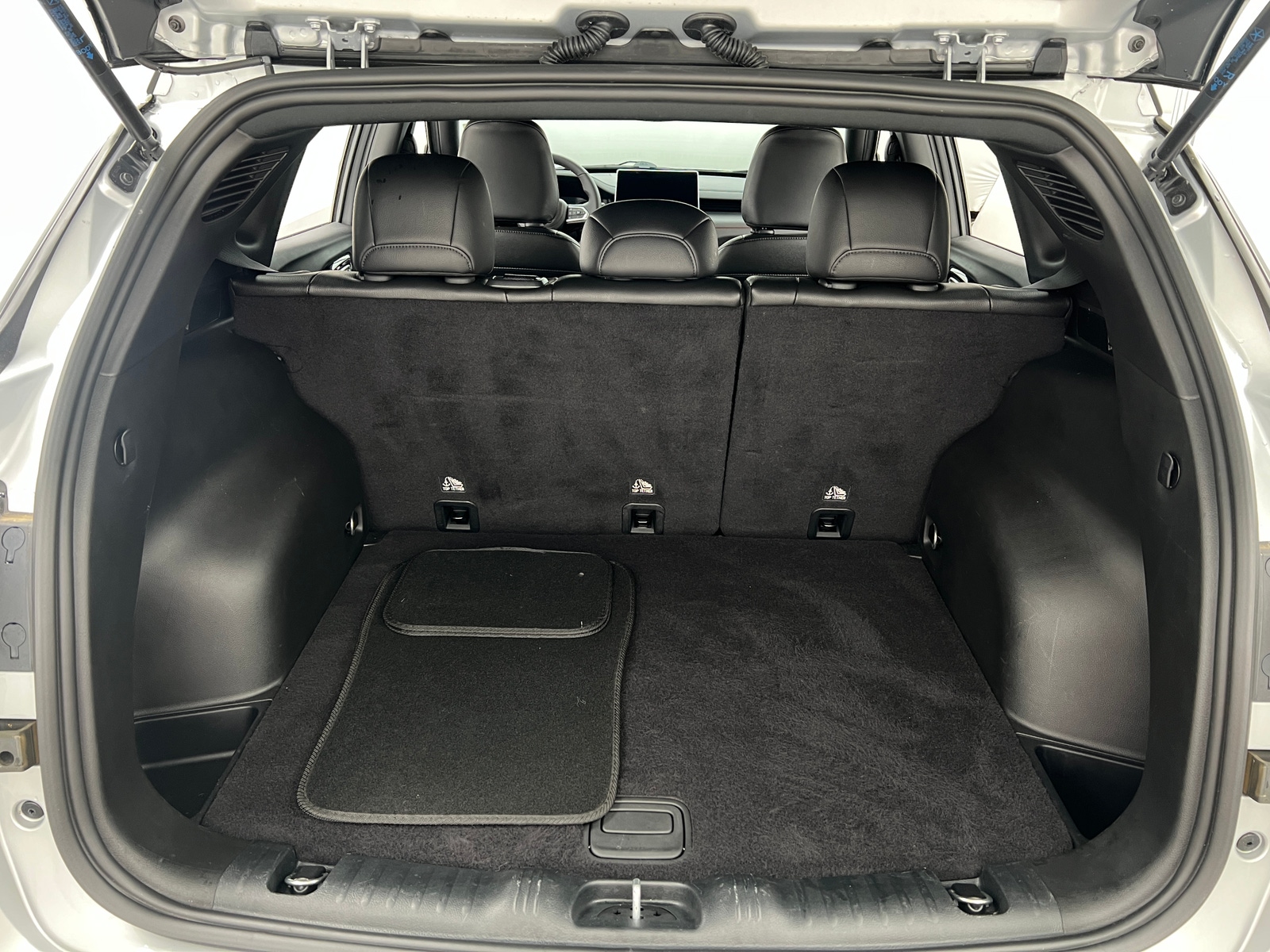 Thumbnail: 2024 Jeep Compass - 6