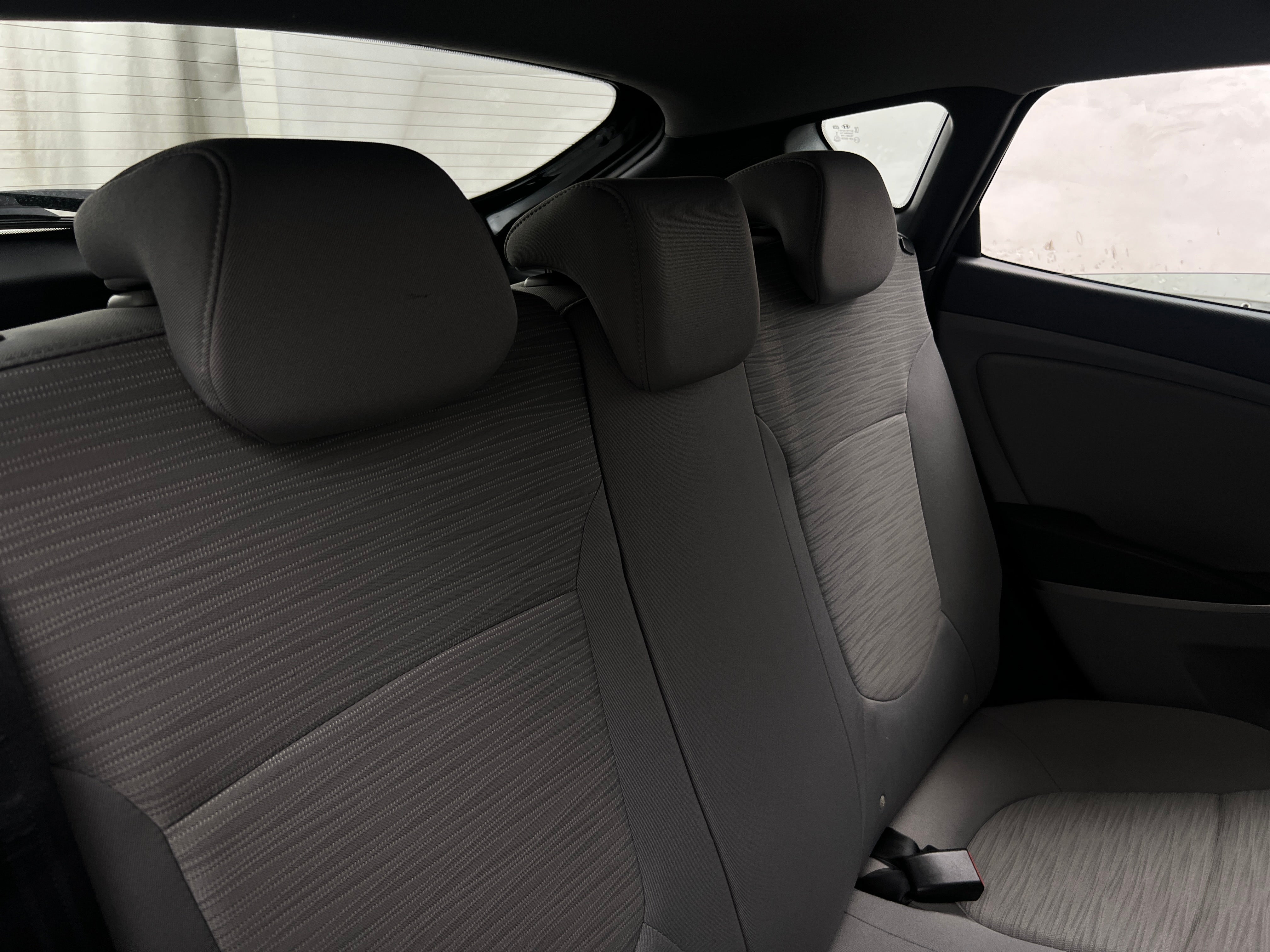 2017 Hyundai Accent SE 6