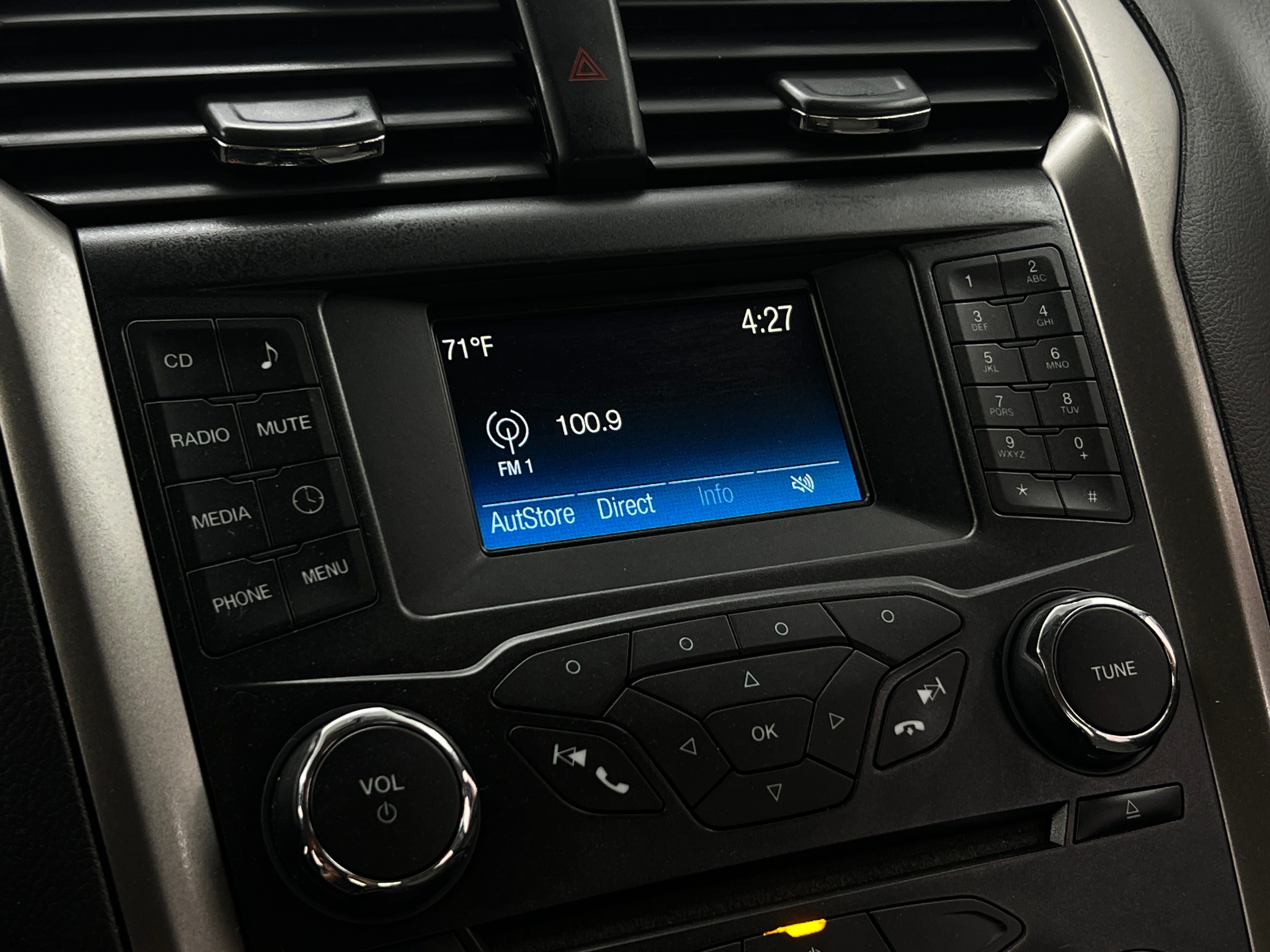 2017 Ford Fusion S 4