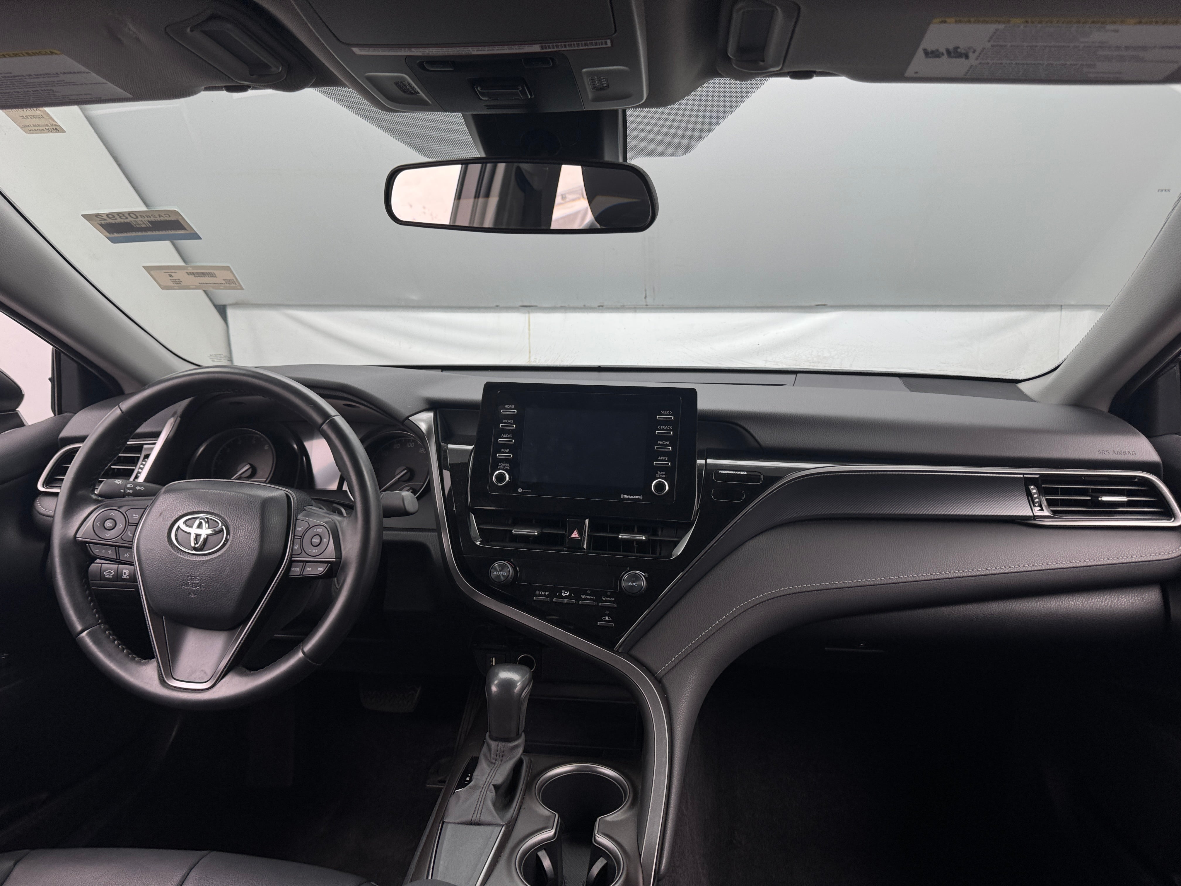 2021 Toyota Camry SE 2