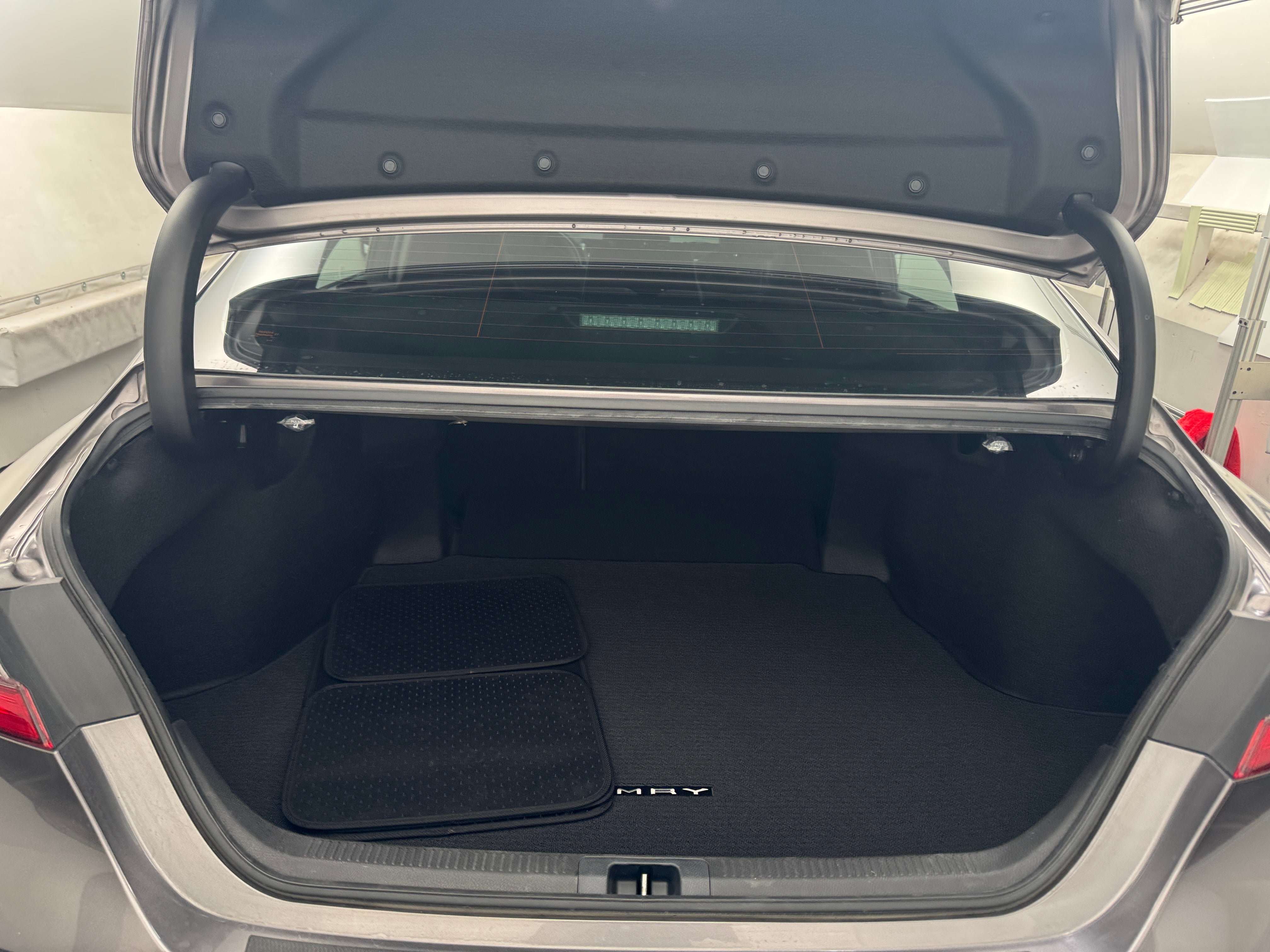 2021 Toyota Camry SE 6
