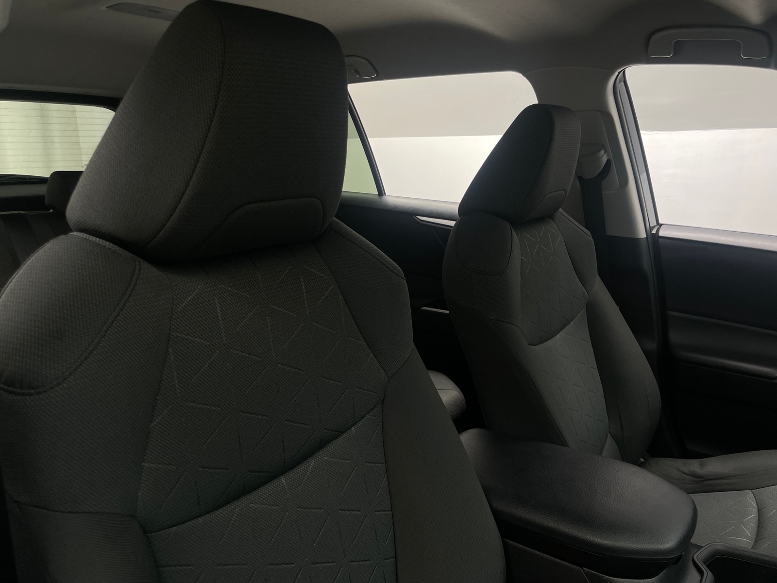 Thumbnail: 2022 Toyota RAV4 - 2