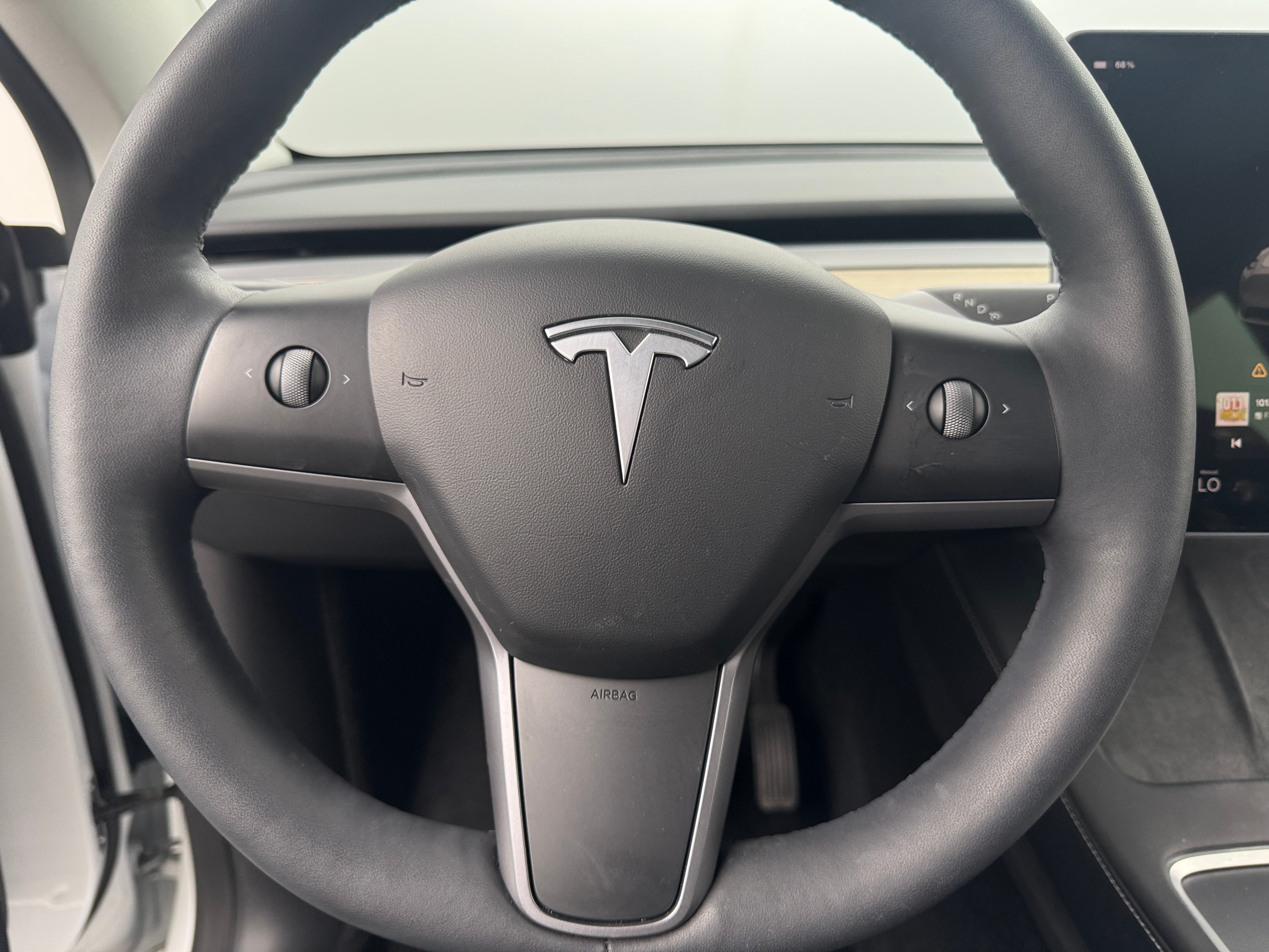 2022 Tesla Model Y Long Range 4