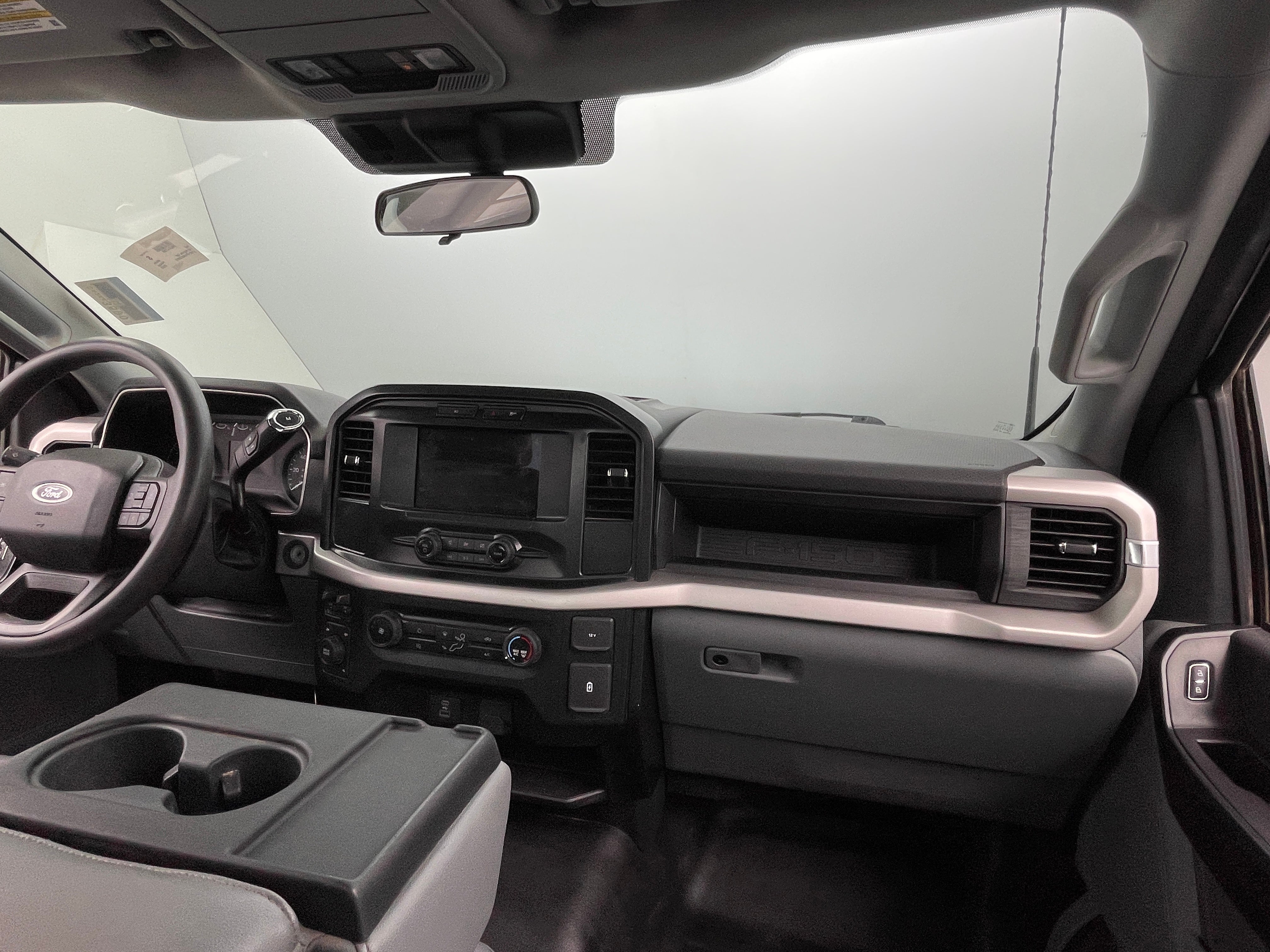 2022 Ford Econoline E-150 3