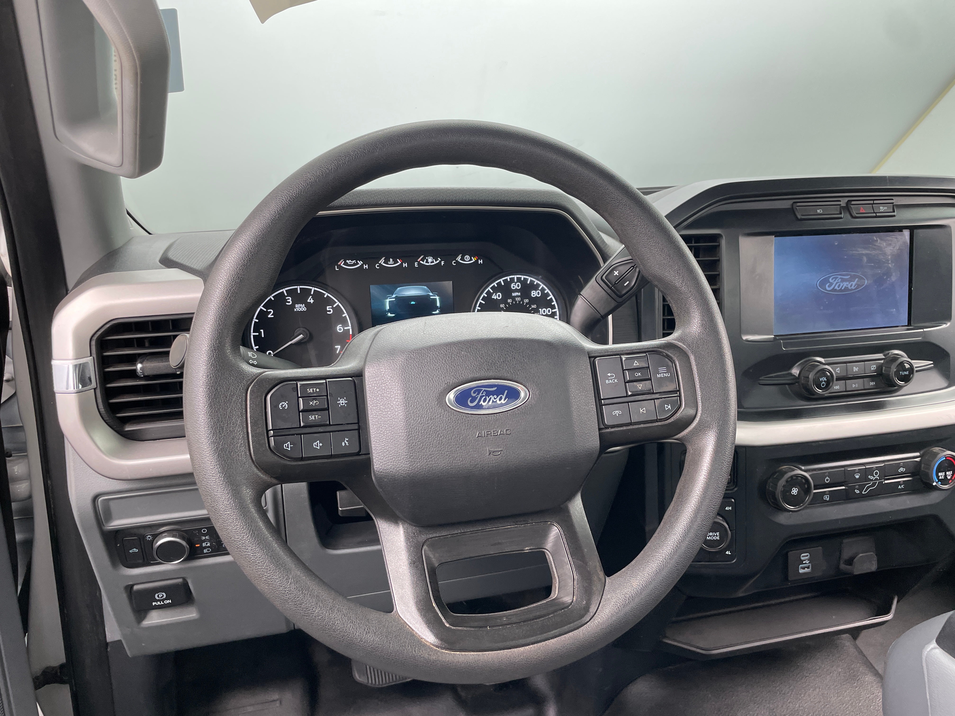2022 Ford Econoline E-150 5