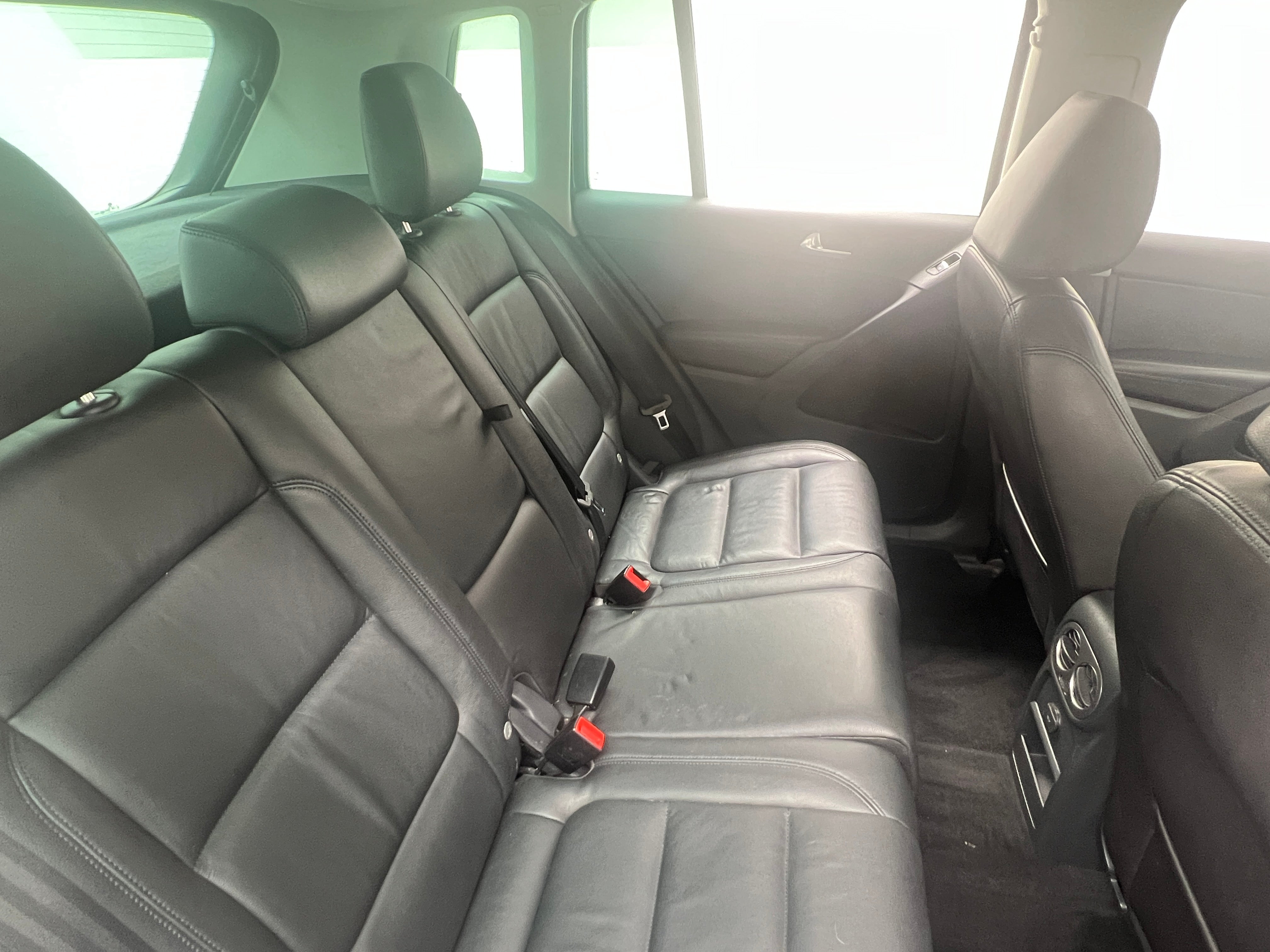 2017 Volkswagen Tiguan Sport 5