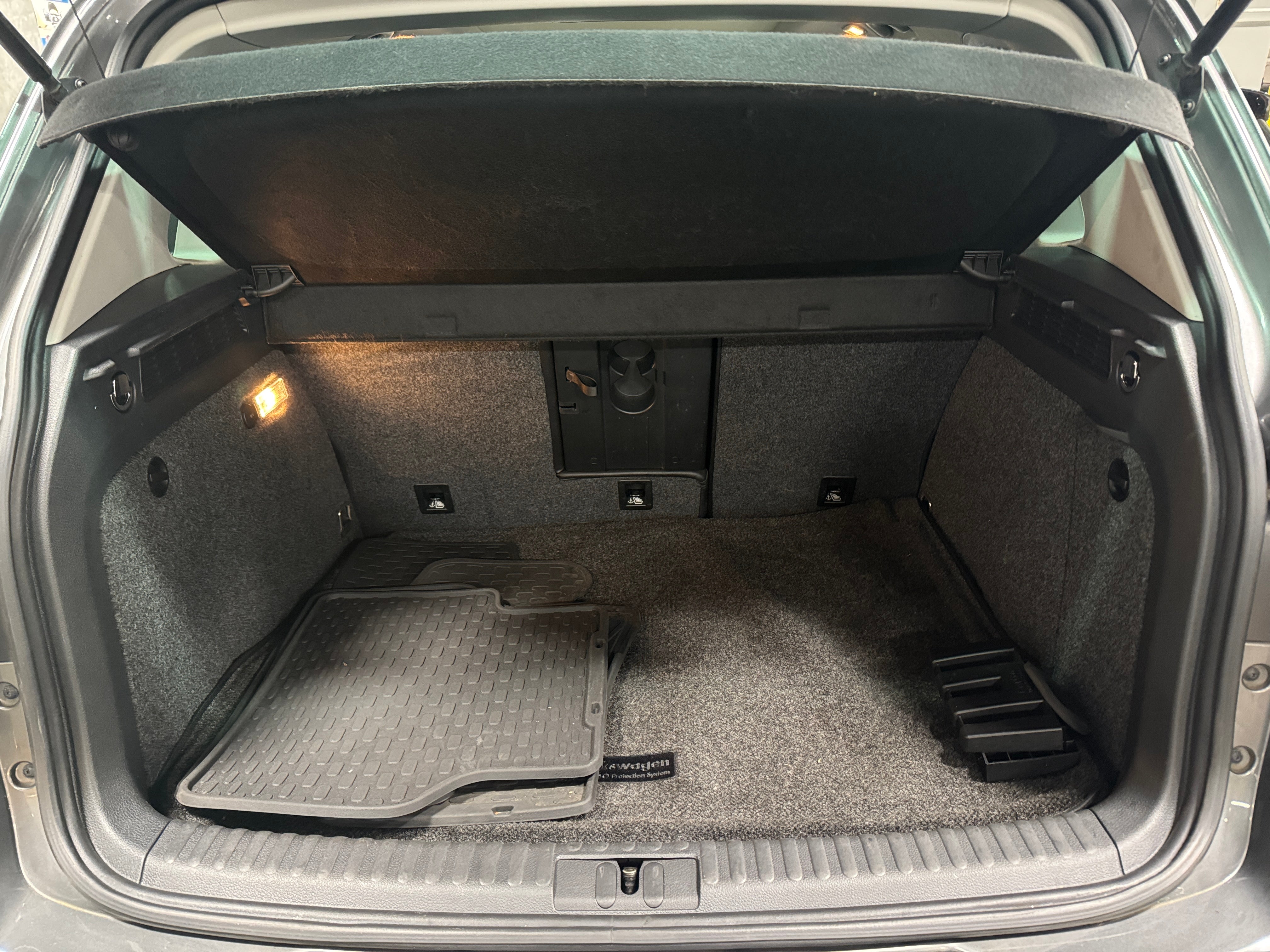 2017 Volkswagen Tiguan Sport 6