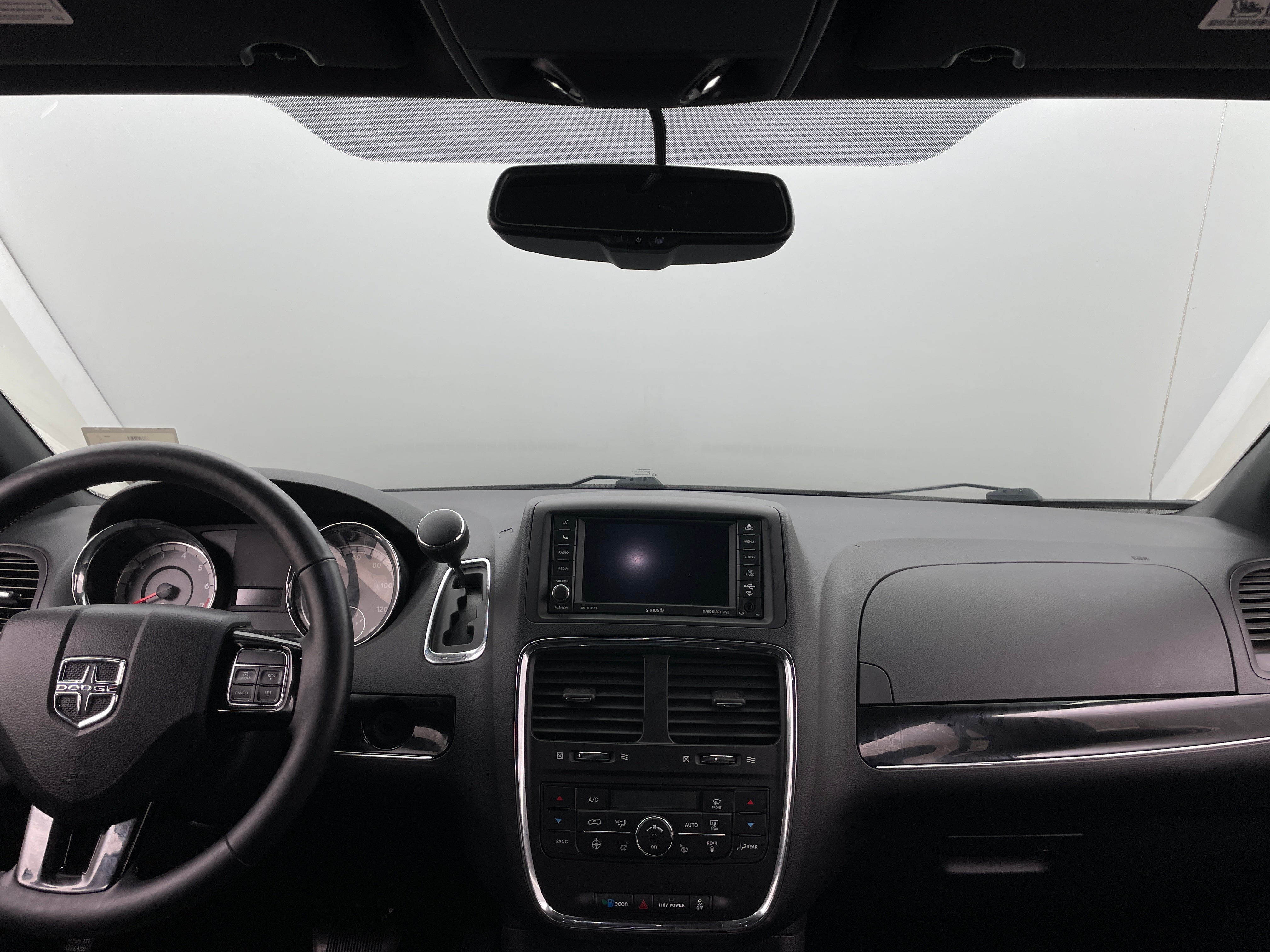 2017 Dodge Grand Caravan SXT 2
