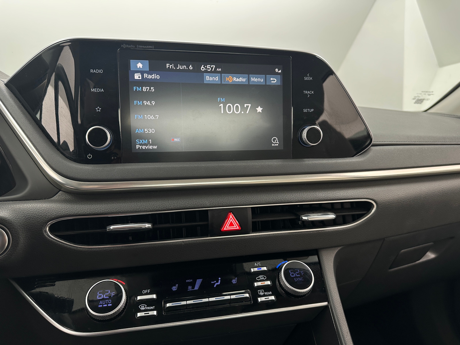Thumbnail: 2022 Hyundai Sonata - 4