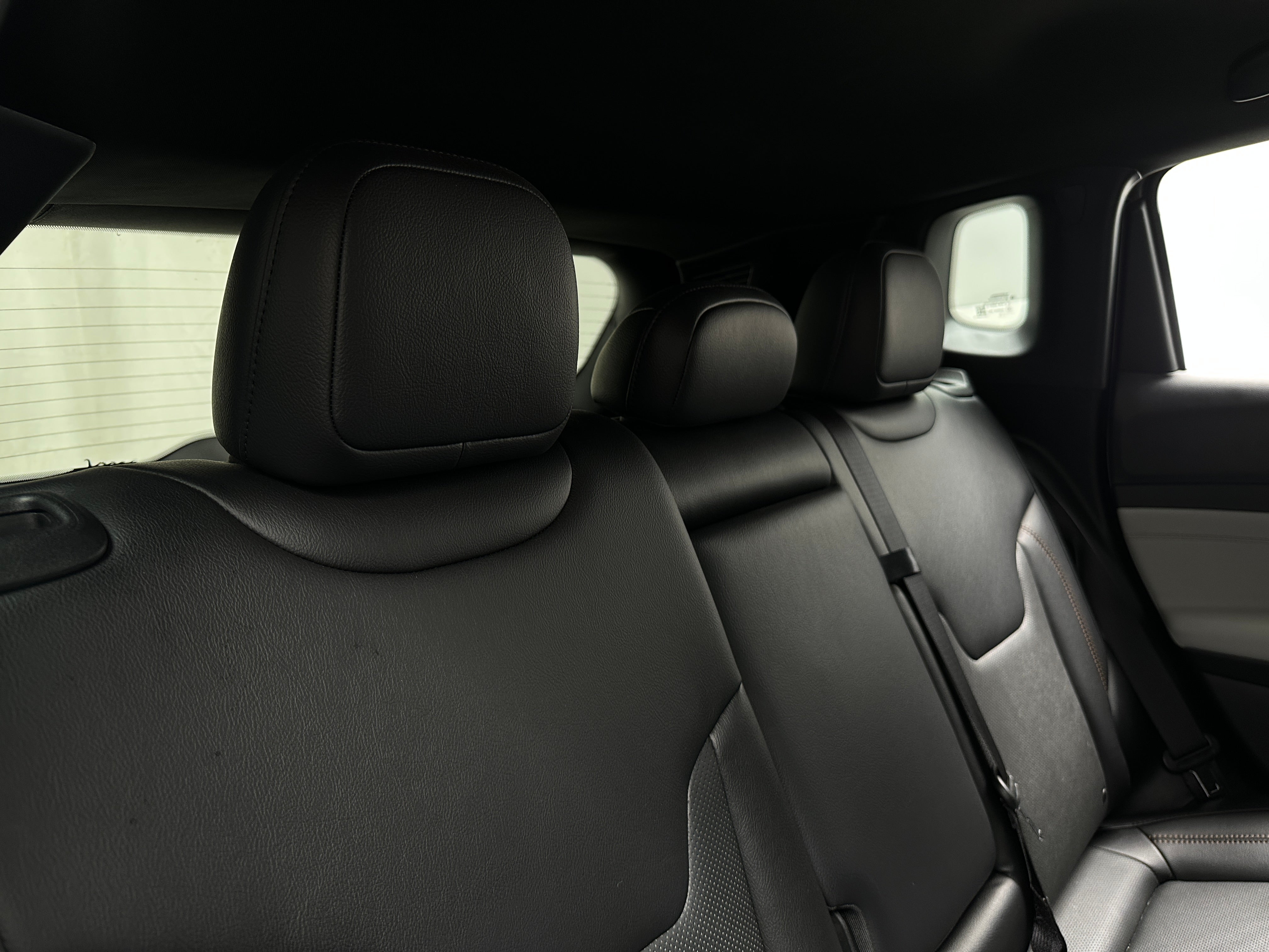 2023 Jeep Compass Limited 5