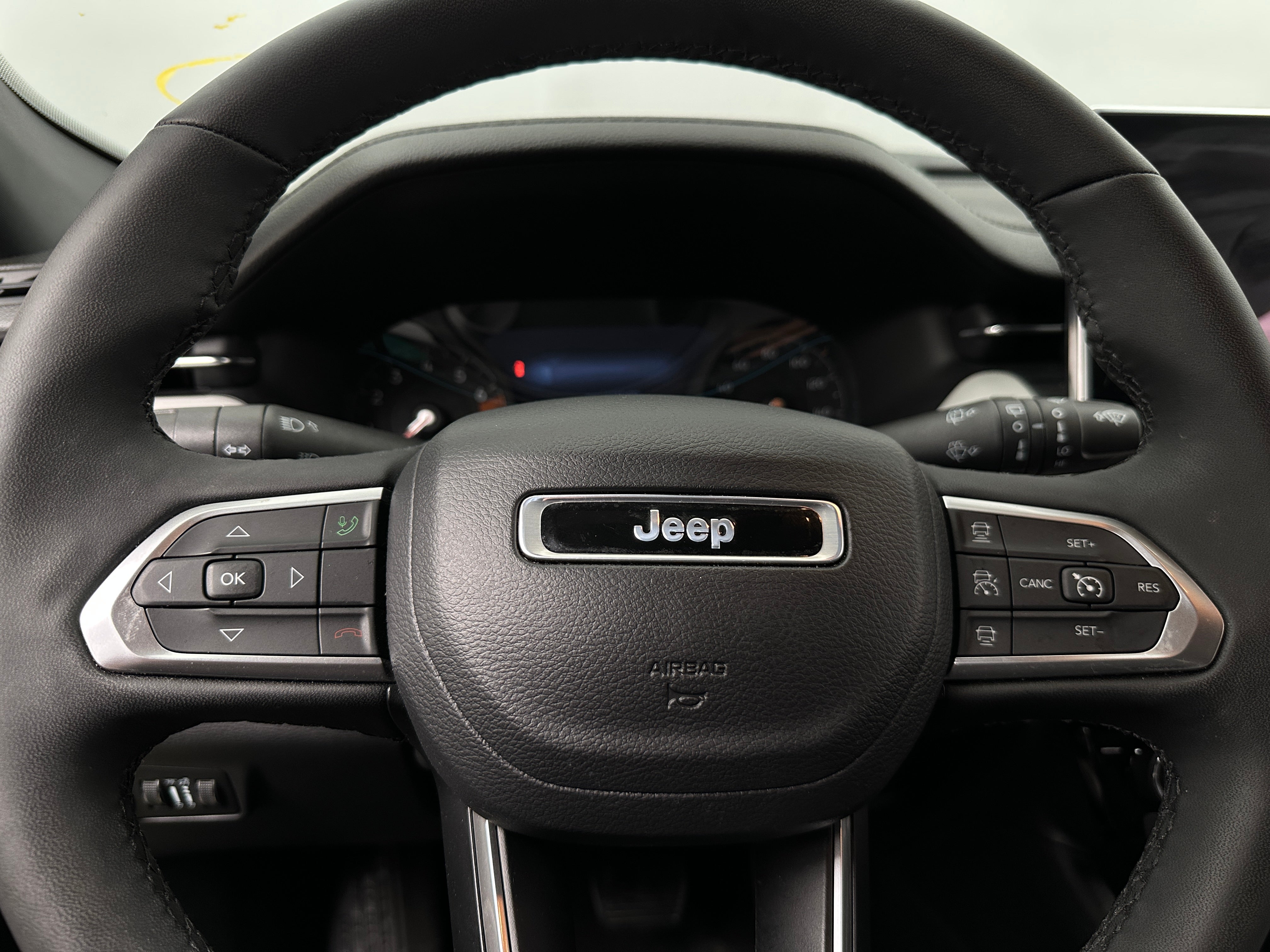 2023 Jeep Compass Limited 4