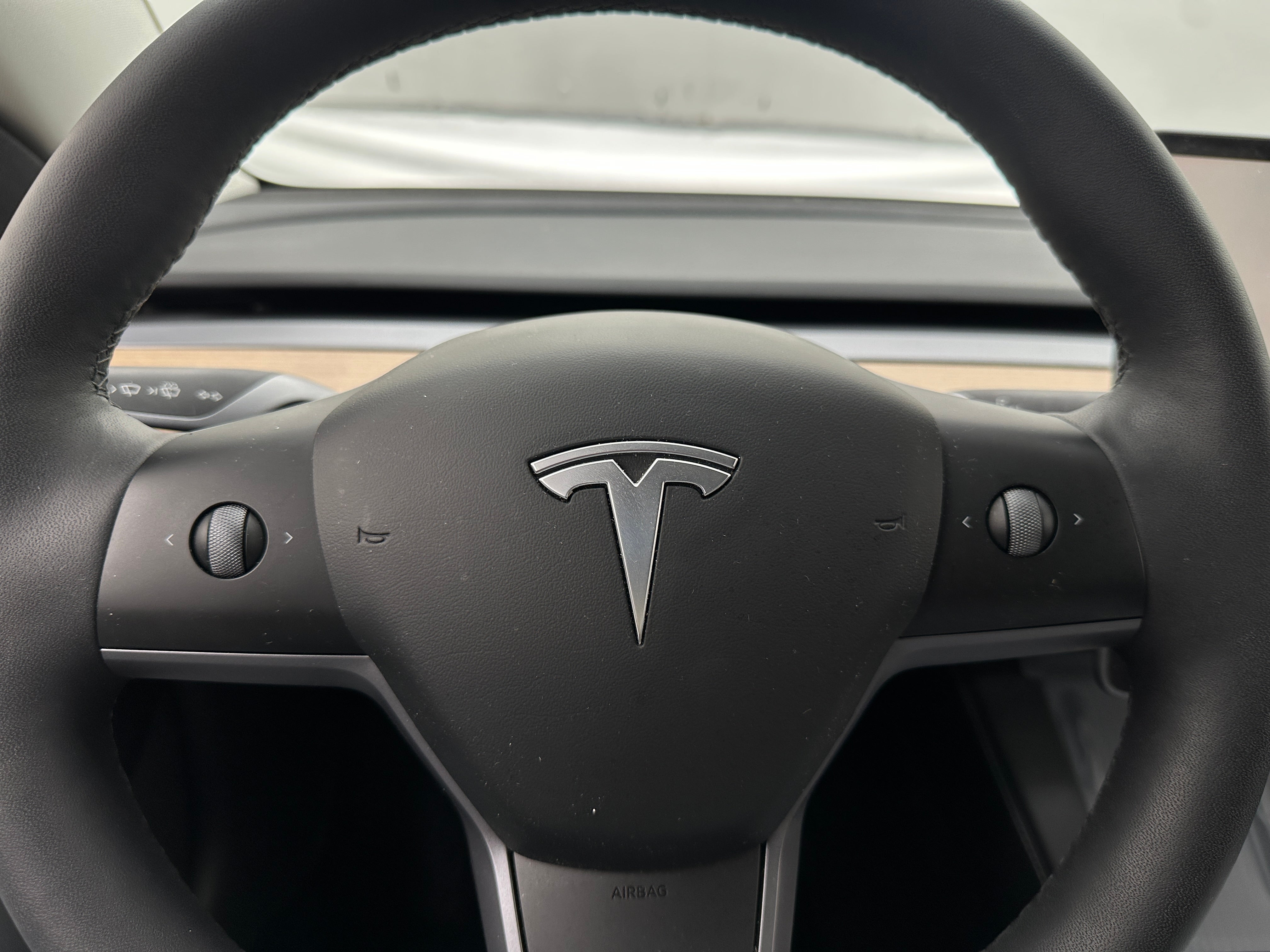 2023 Tesla Model 3 Standard Range 4