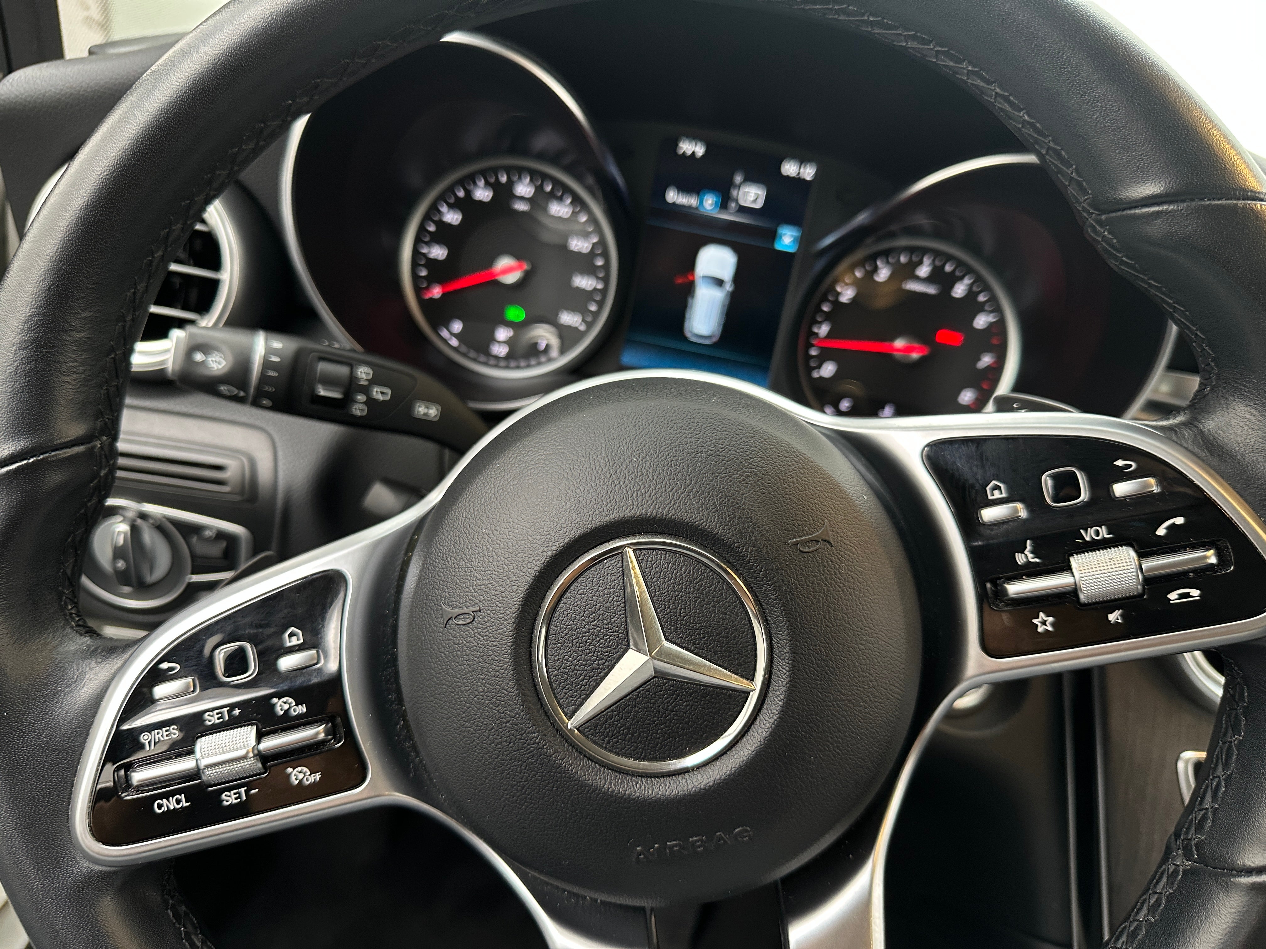 2022 Mercedes-Benz GLC 300 4