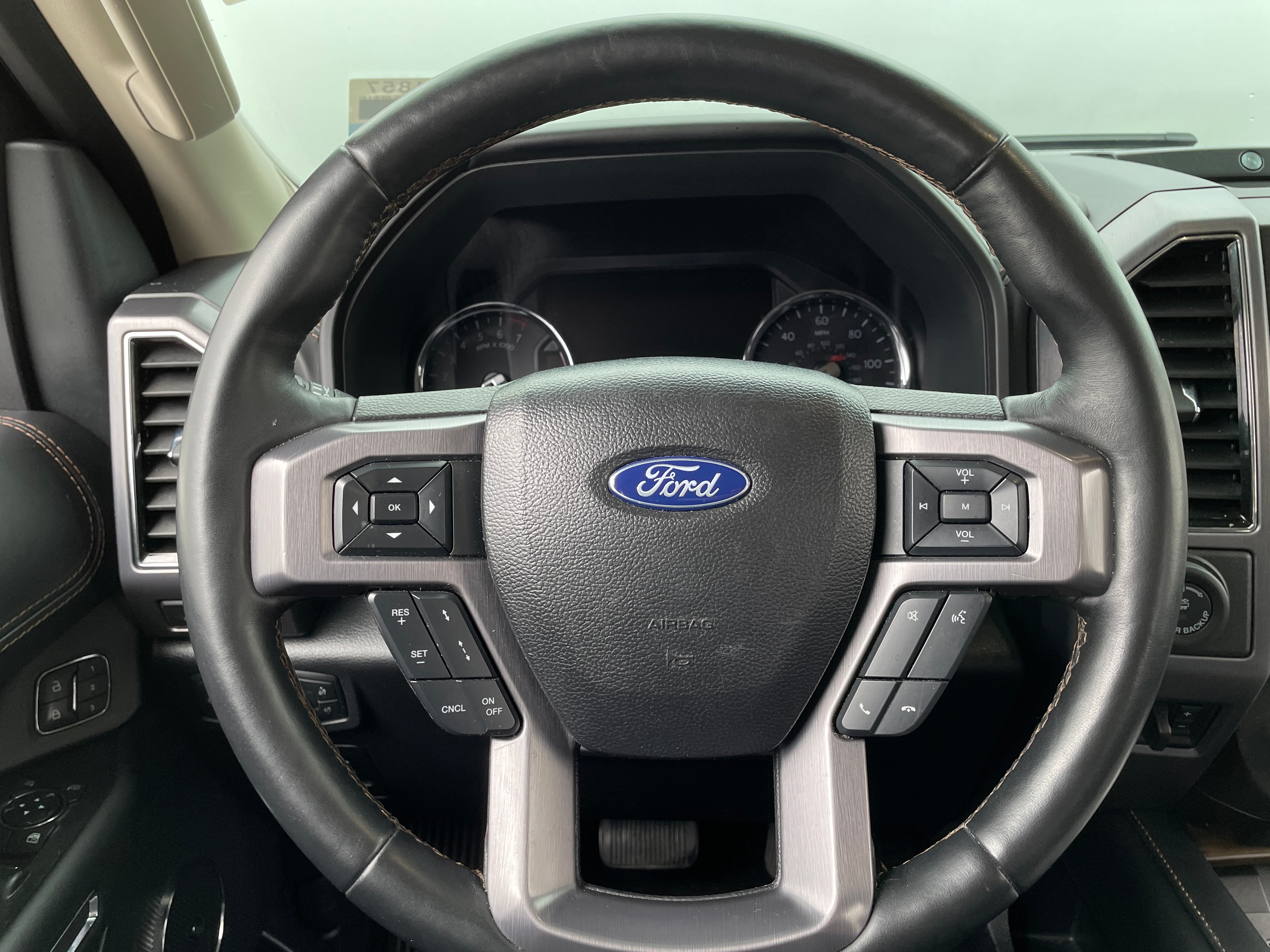2021 Ford Expedition MAX Platinum 4