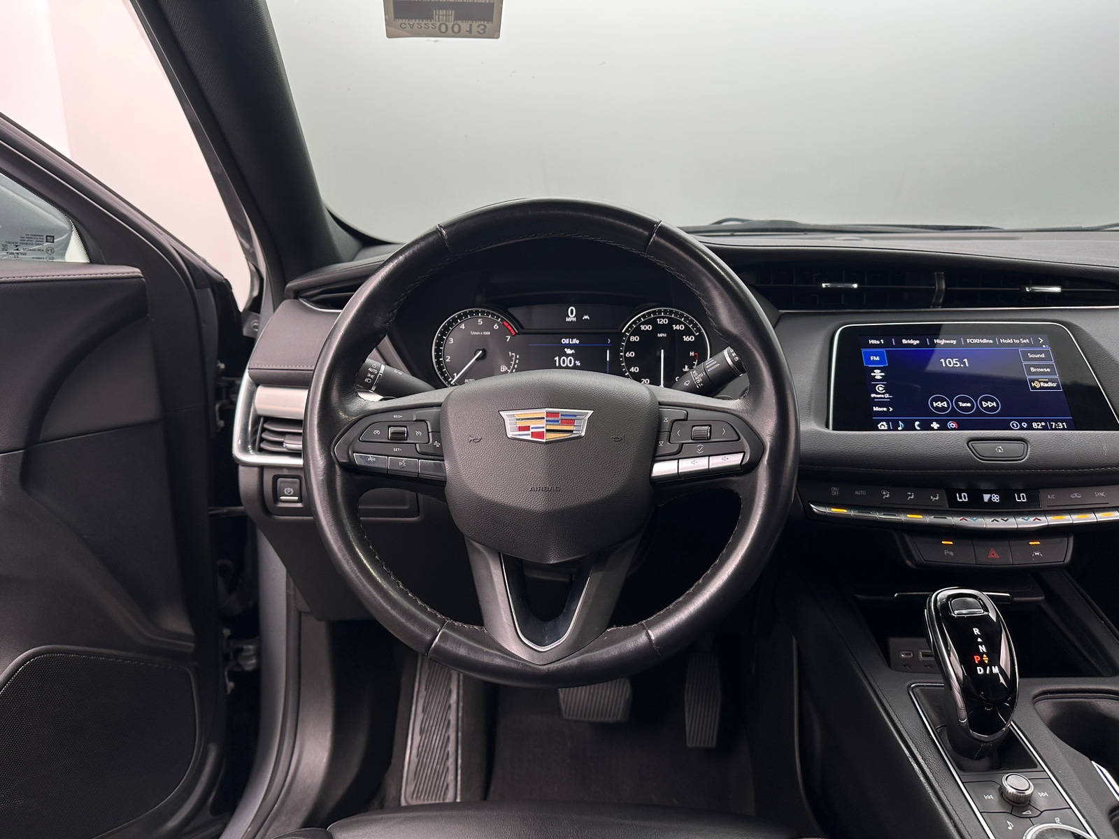 Thumbnail: 2023 Cadillac XT4 - 4
