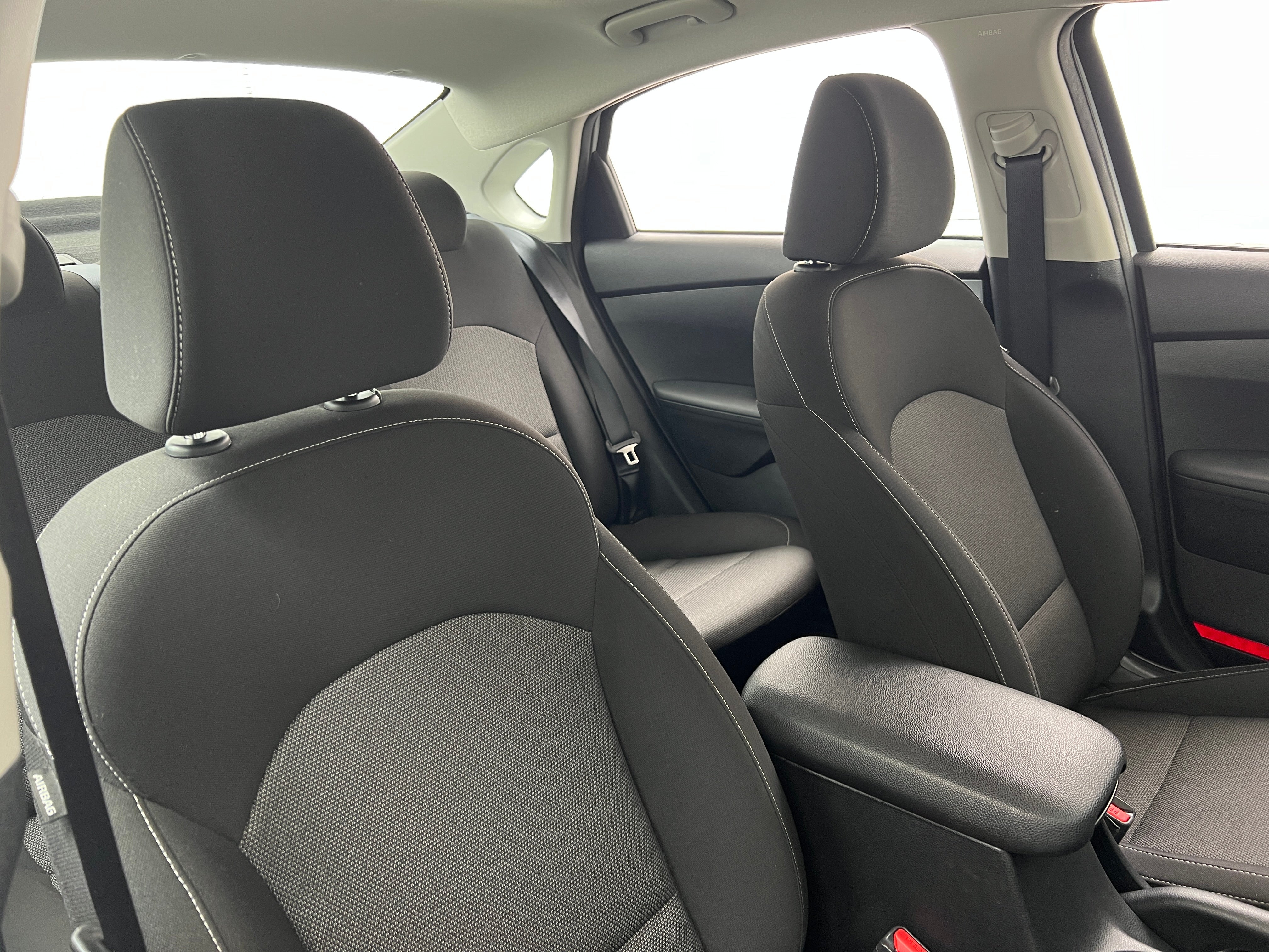 2023 Kia Forte LXS 2