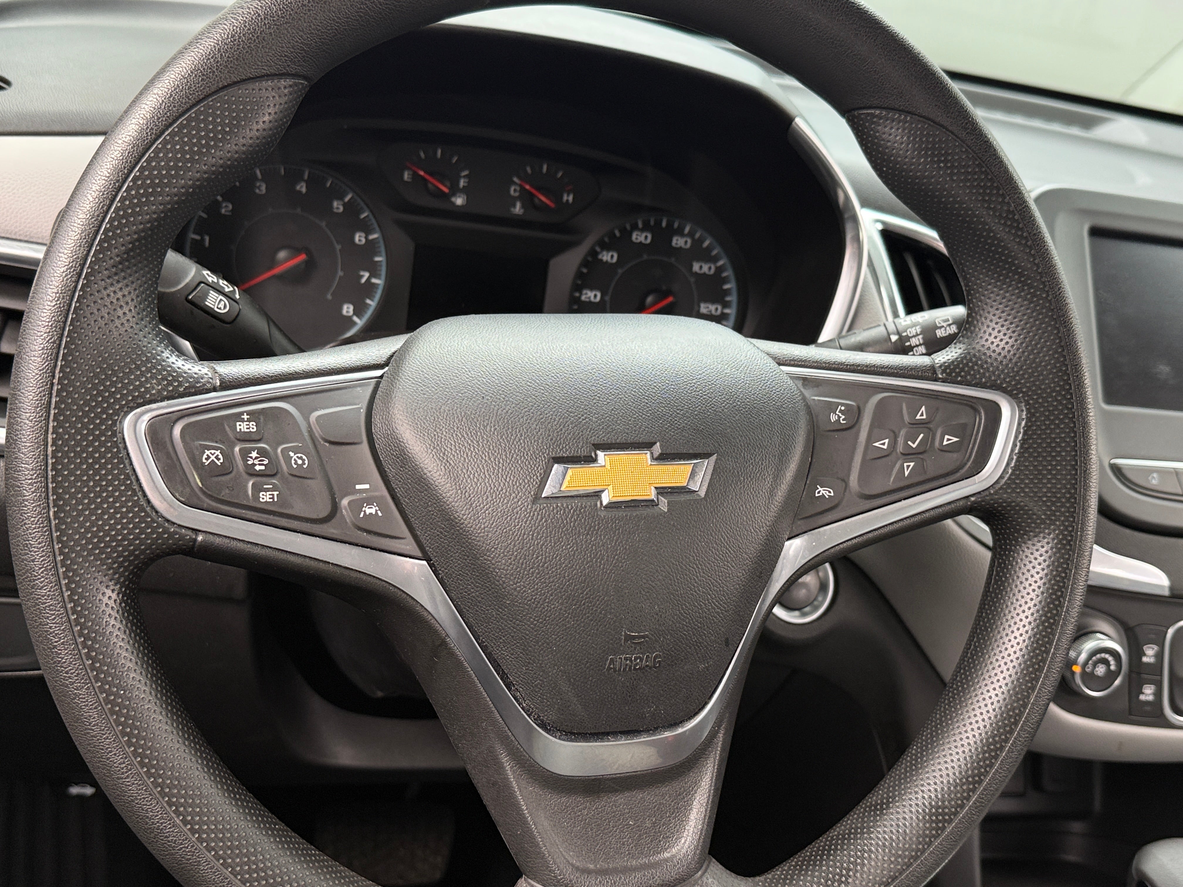 2022 Chevrolet Equinox LS 5